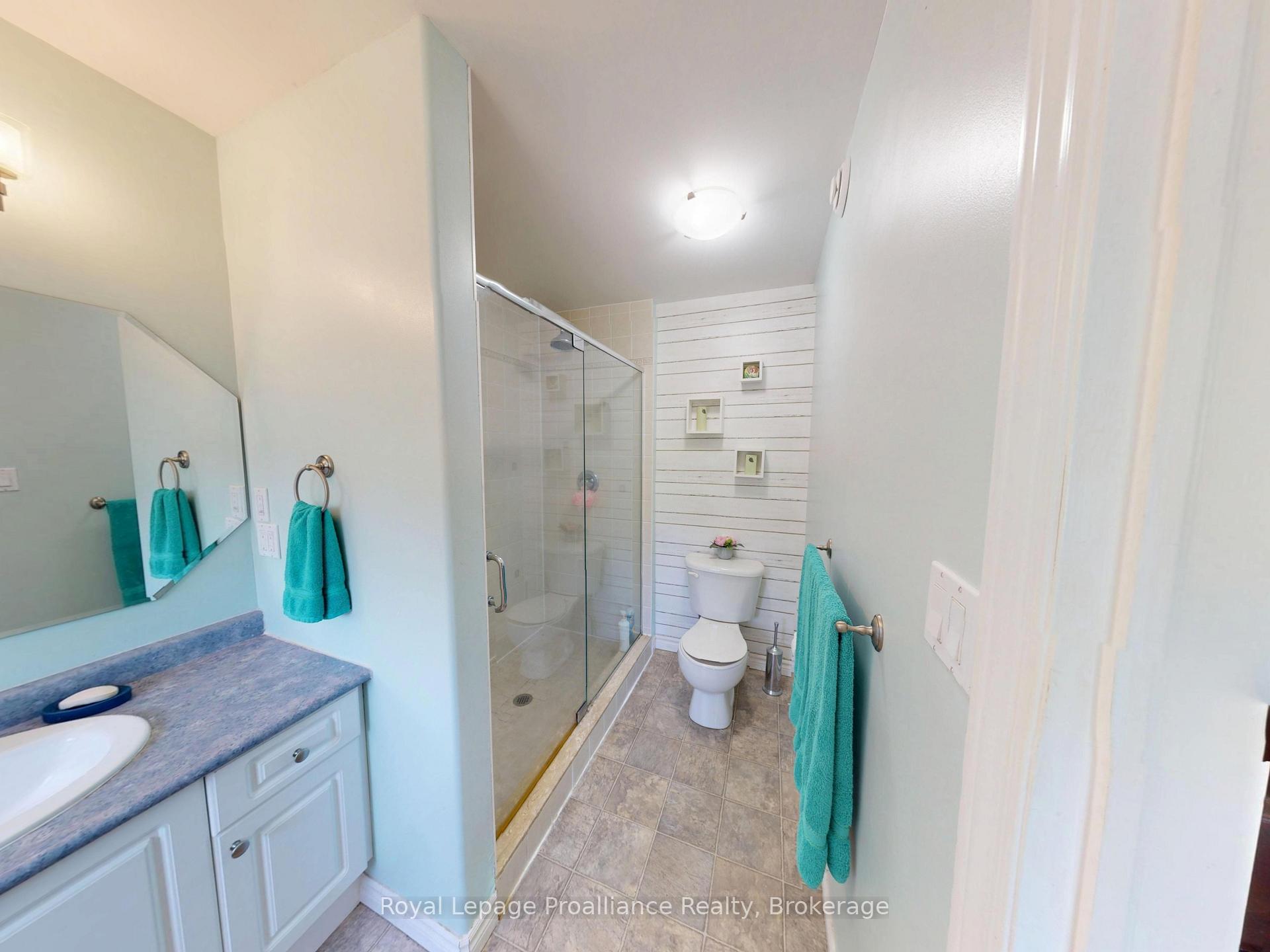 Photo 13 of 75 Milligan Drive, Tyendinaga, Tyendinaga Township — HOMEH