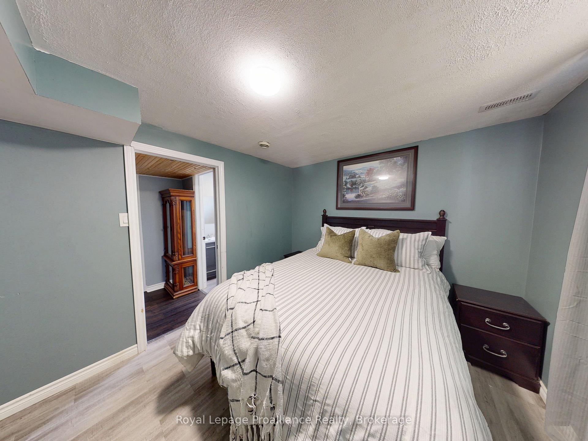 Photo 17 of 75 Milligan Drive, Tyendinaga, Tyendinaga Township — HOMEH
