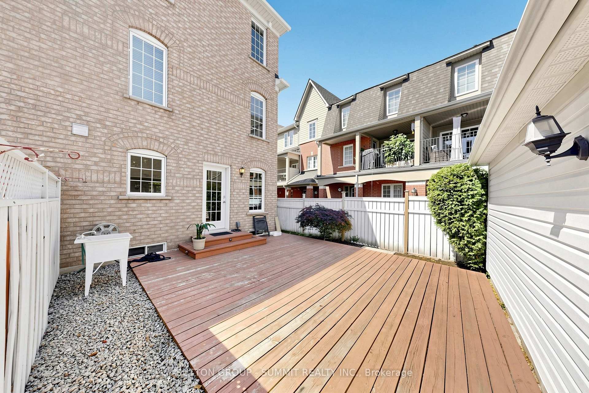 Photo 43 of 141 Gatwick Drive, Oakville, River Oaks — HOMEH