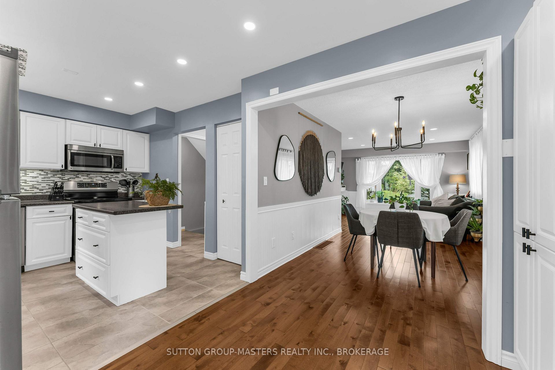 Photo 16 of 700 Cedarwood Drive, Kingston, City Northwest — HOMEH