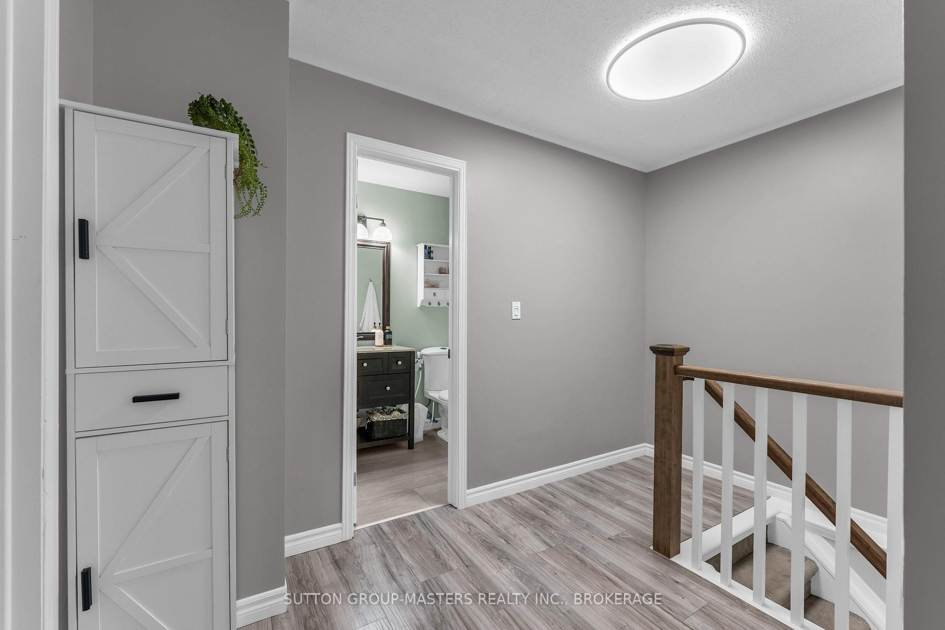 Photo 18 of 700 Cedarwood Drive, Kingston, City Northwest — HOMEH