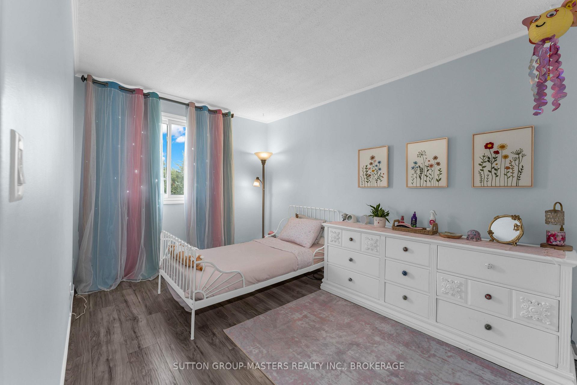 Photo 25 of 700 Cedarwood Drive, Kingston, City Northwest — HOMEH