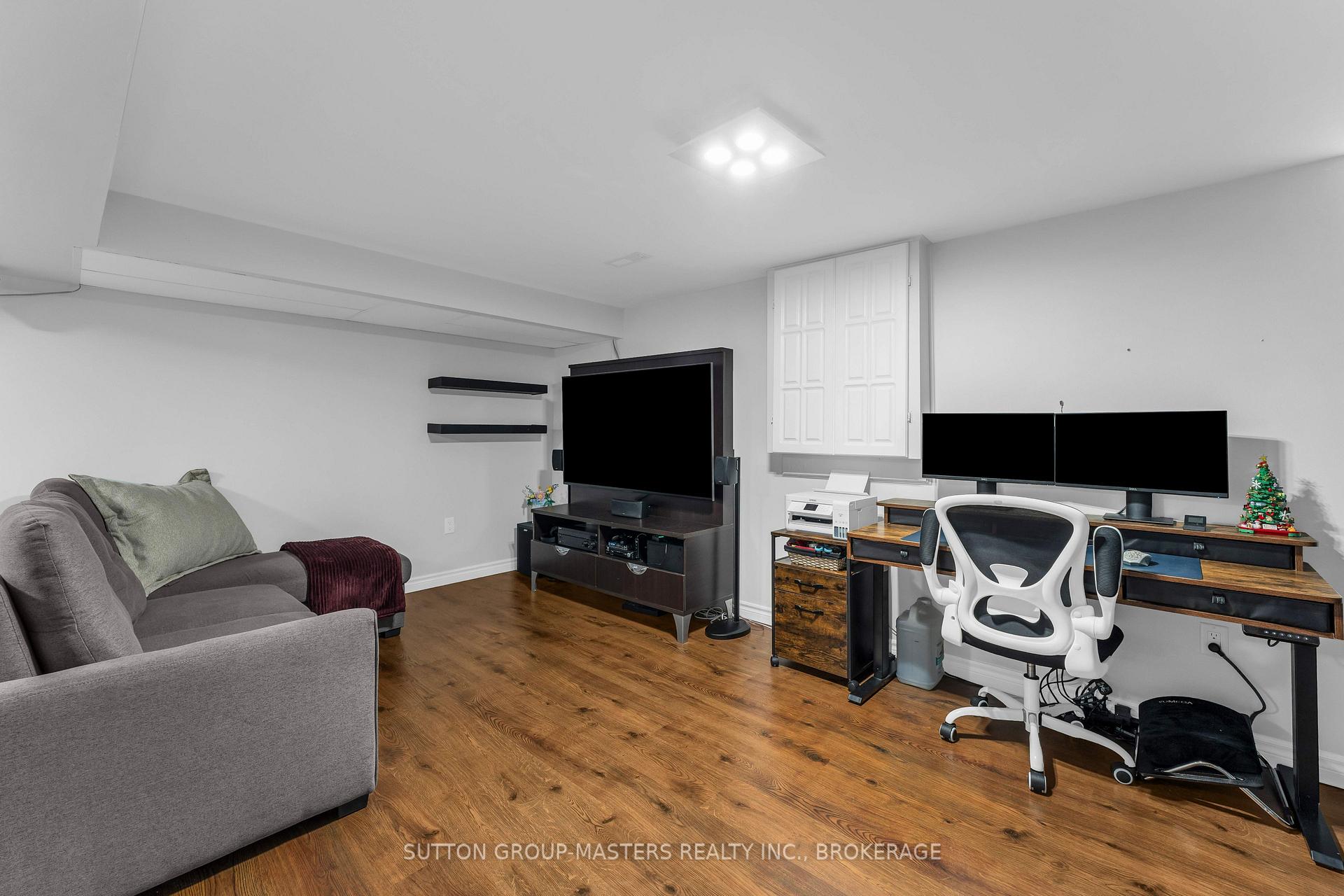 Photo 32 of 700 Cedarwood Drive, Kingston, City Northwest — HOMEH