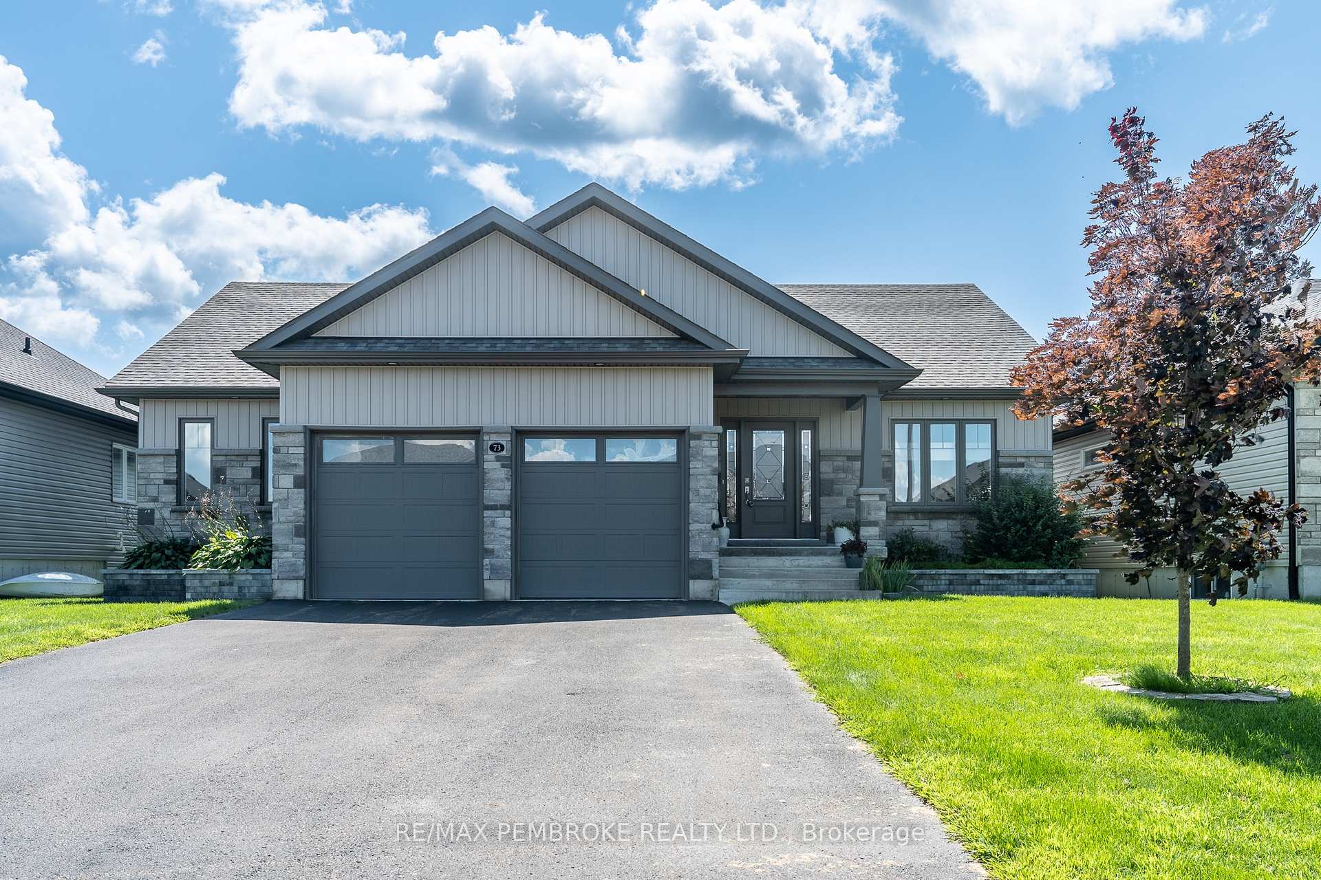 Photo 1 of 73 Noble Crescent, Petawawa, Petawawa — HOMEH