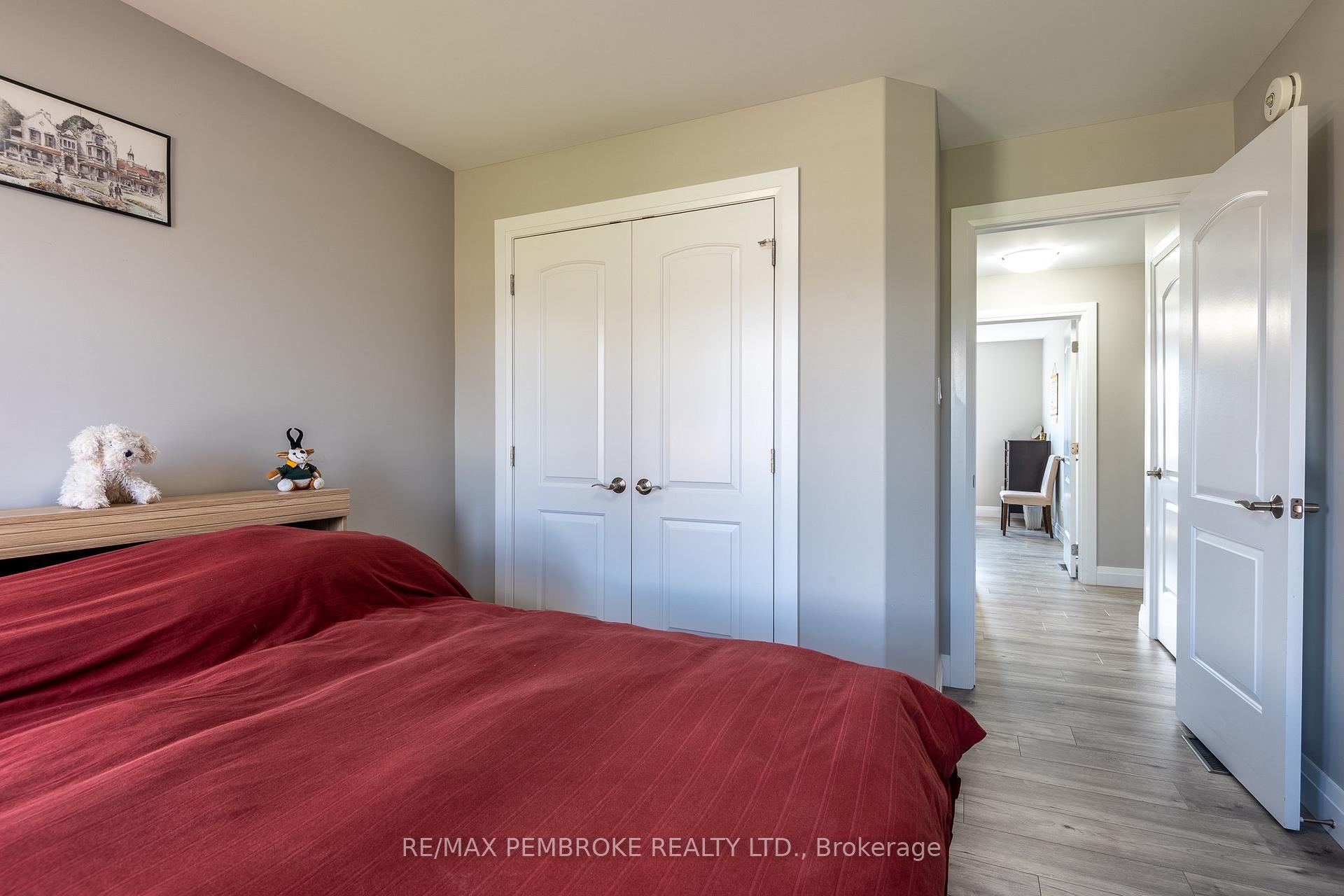 Photo 28 of 73 Noble Crescent, Petawawa, Petawawa — HOMEH