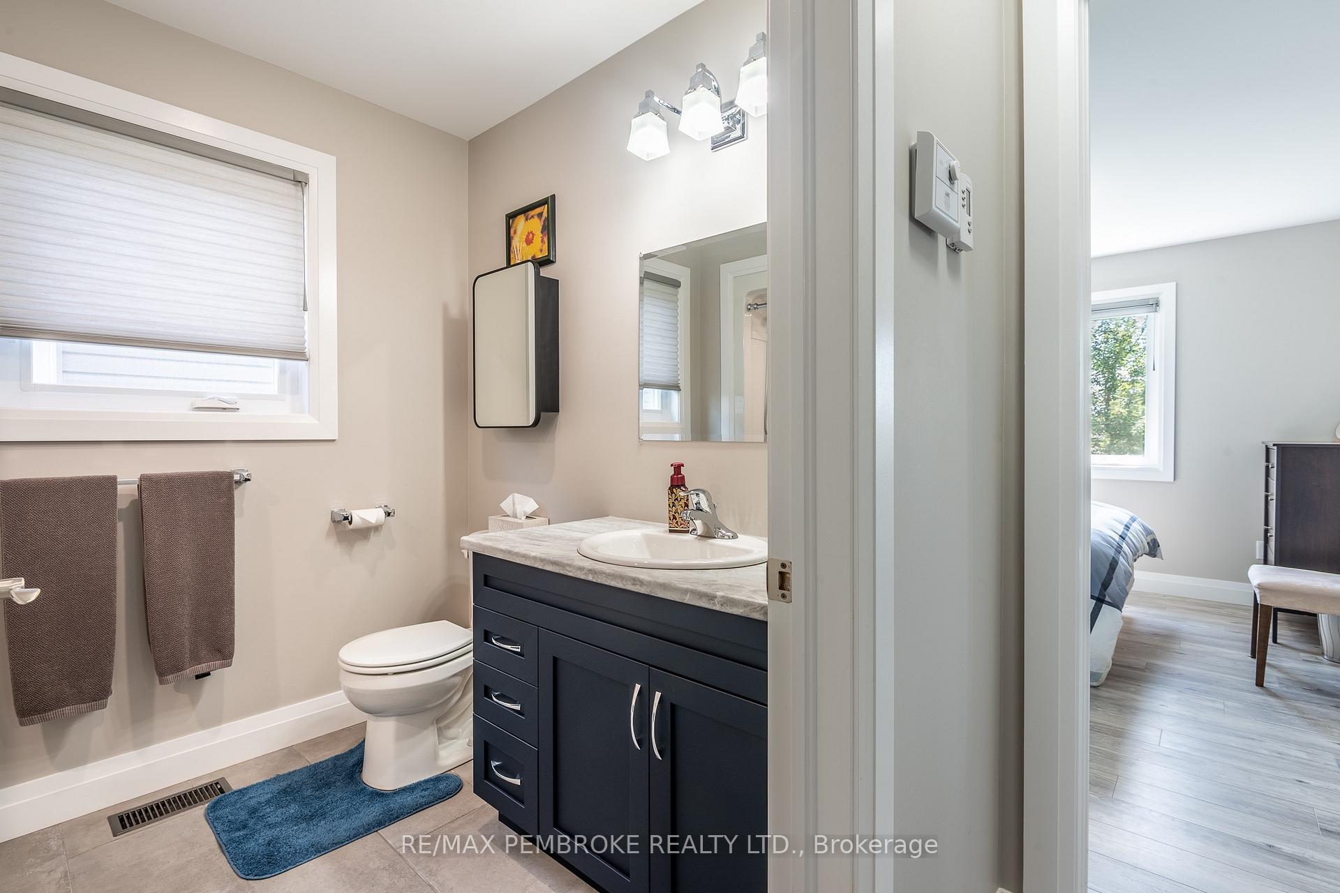 Photo 29 of 73 Noble Crescent, Petawawa, Petawawa — HOMEH