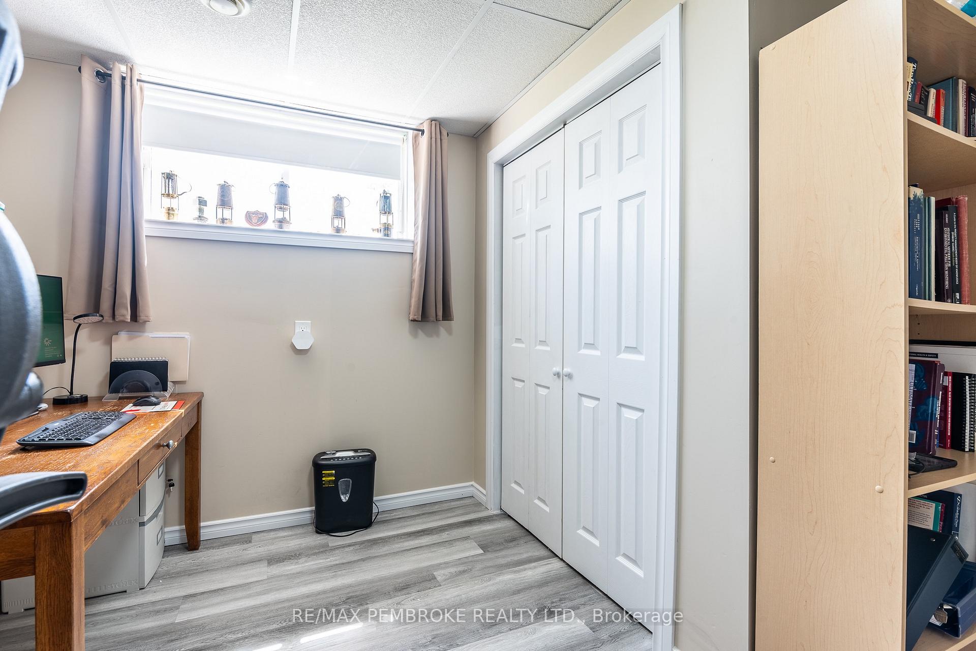 Photo 42 of 73 Noble Crescent, Petawawa, Petawawa — HOMEH