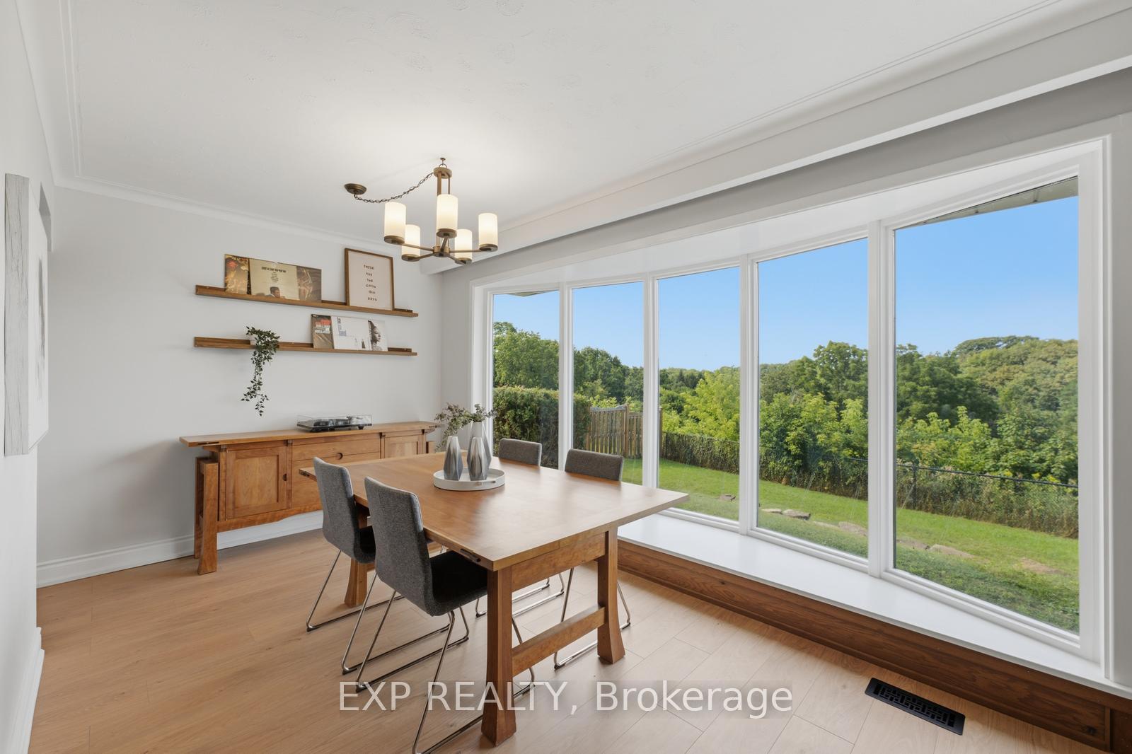 Photo 9 of 57 Riverhead Drive, Etobicoke, Rexdale-Kipling — HOMEH