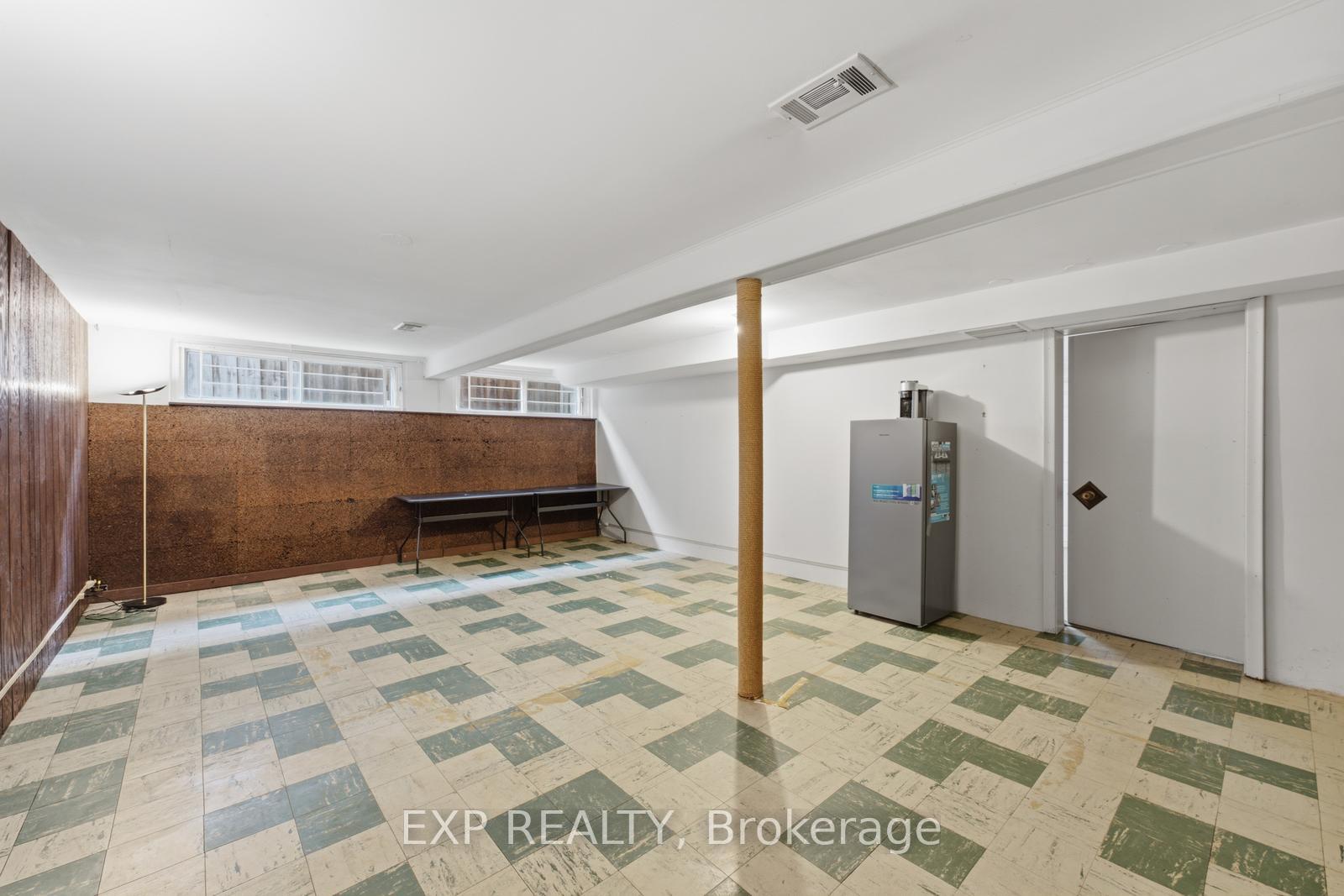 Photo 22 of 57 Riverhead Drive, Etobicoke, Rexdale-Kipling — HOMEH