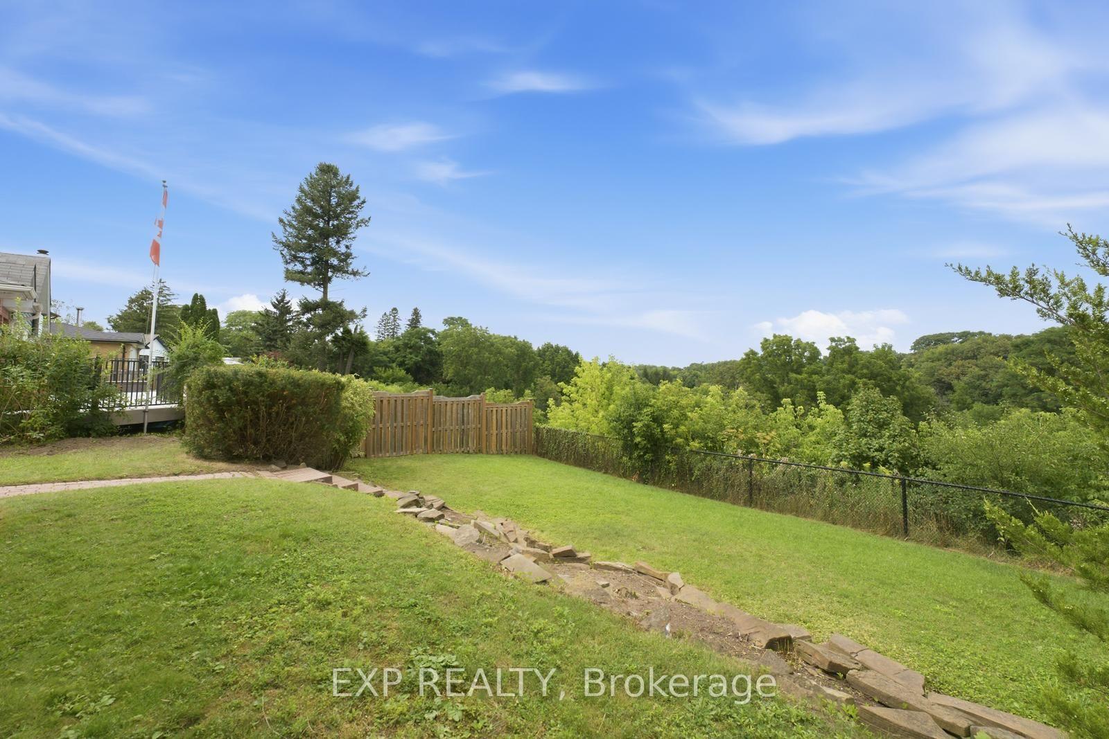 Photo 28 of 57 Riverhead Drive, Etobicoke, Rexdale-Kipling — HOMEH