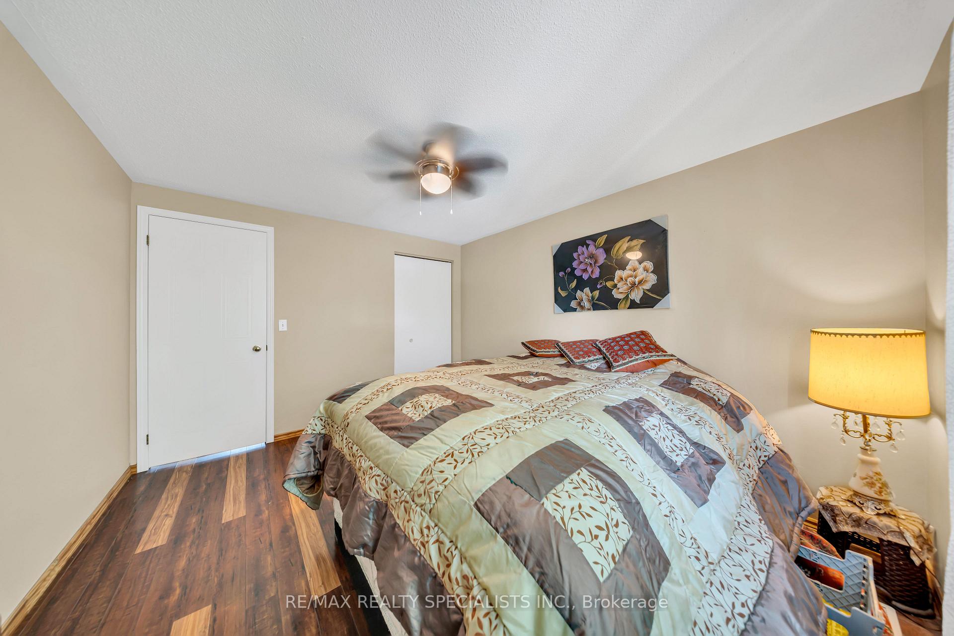 Photo 27 of 17 Buckthorn Crescent W, Guelph, Grange Road — HOMEH