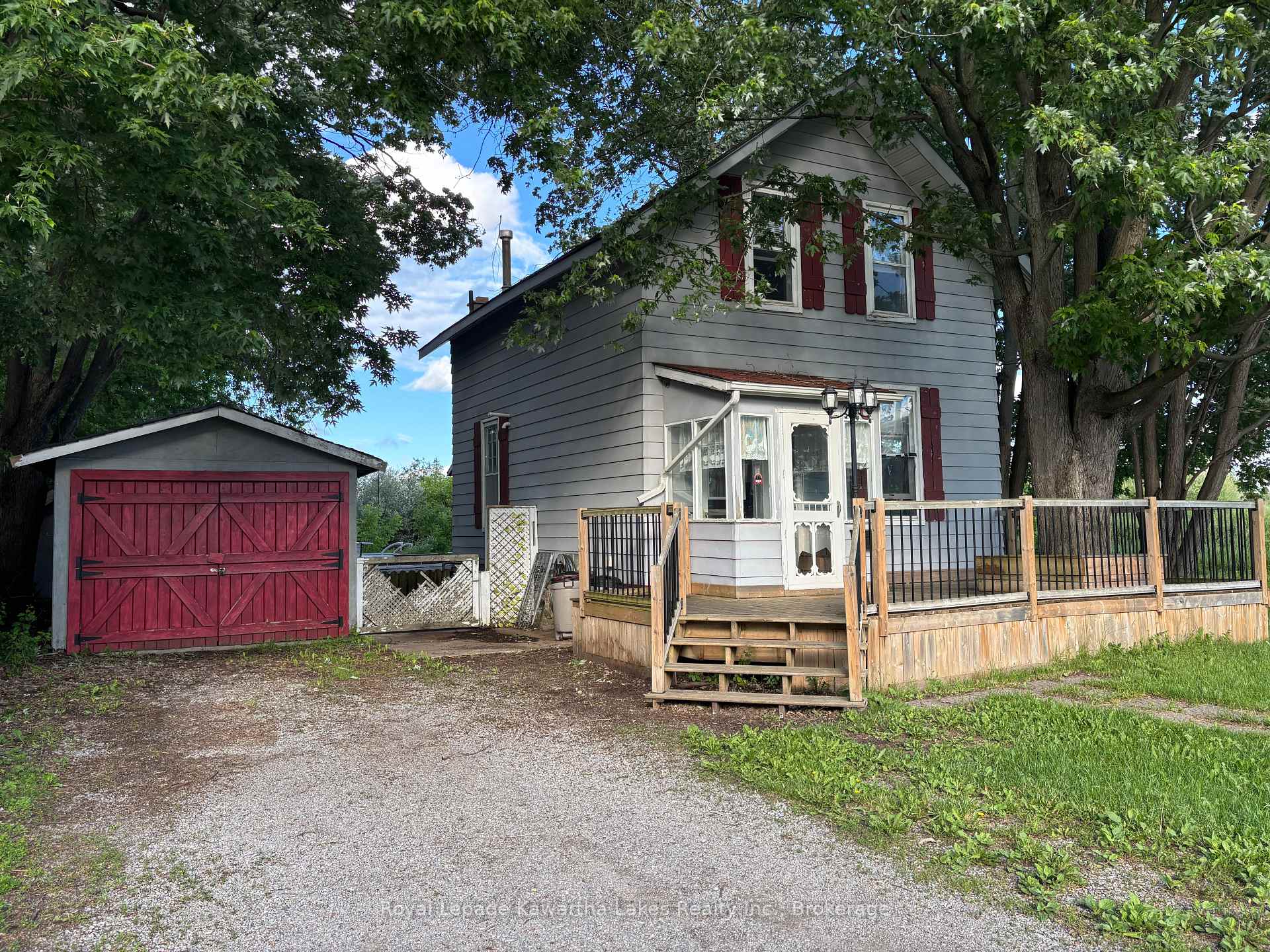 Photo 4 of 80 Albert Street S, Kawartha Lakes, Lindsay — HOMEH