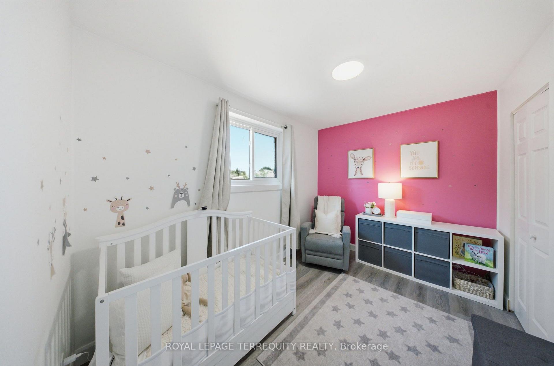 Photo 20 of 362 Durham Court, Oshawa, Vanier — HOMEH