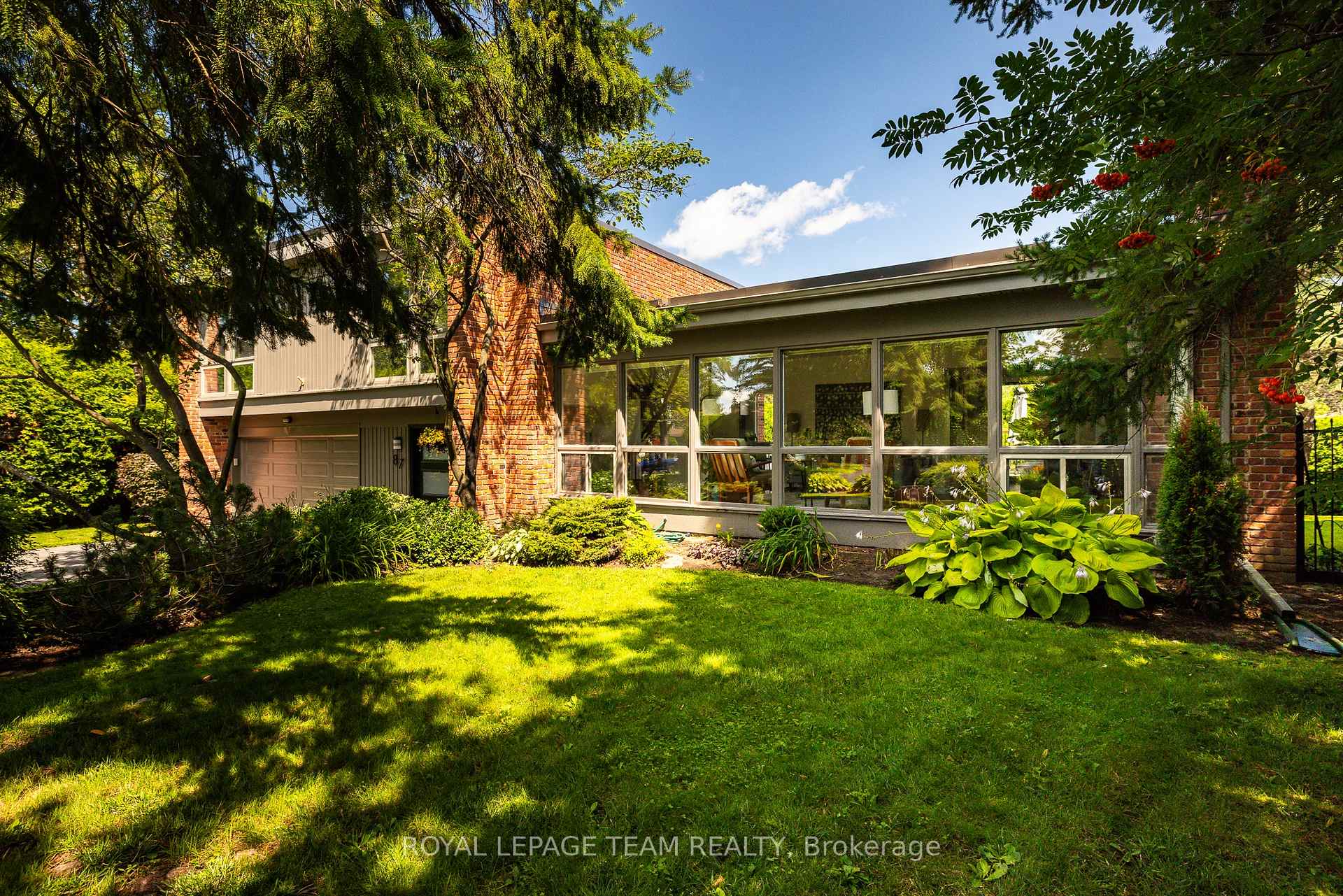 Photo 3 of 87 Pentland Place, Ottawa, Kanata - Beaverbrook — HOMEH