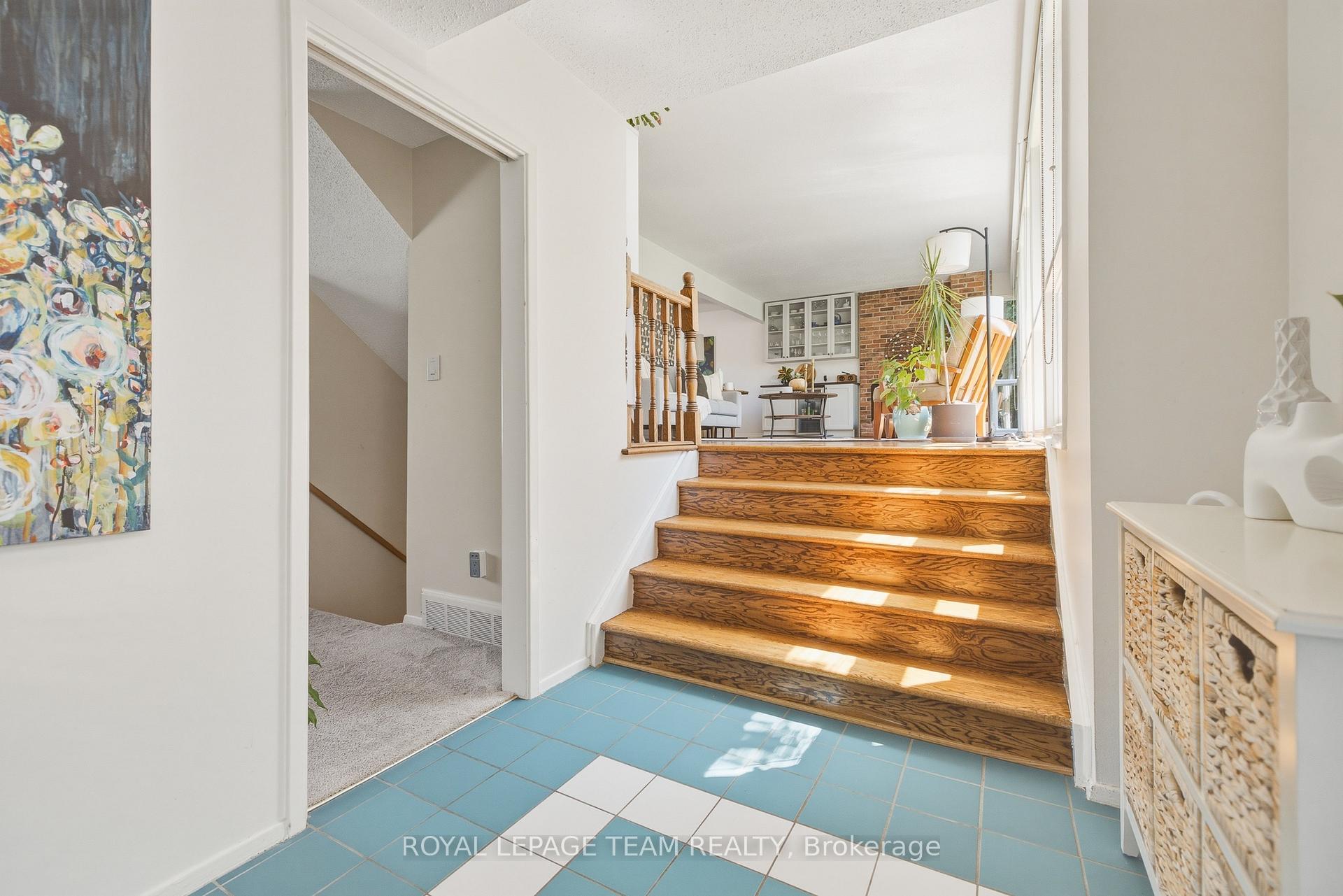 Photo 6 of 87 Pentland Place, Ottawa, Kanata - Beaverbrook — HOMEH