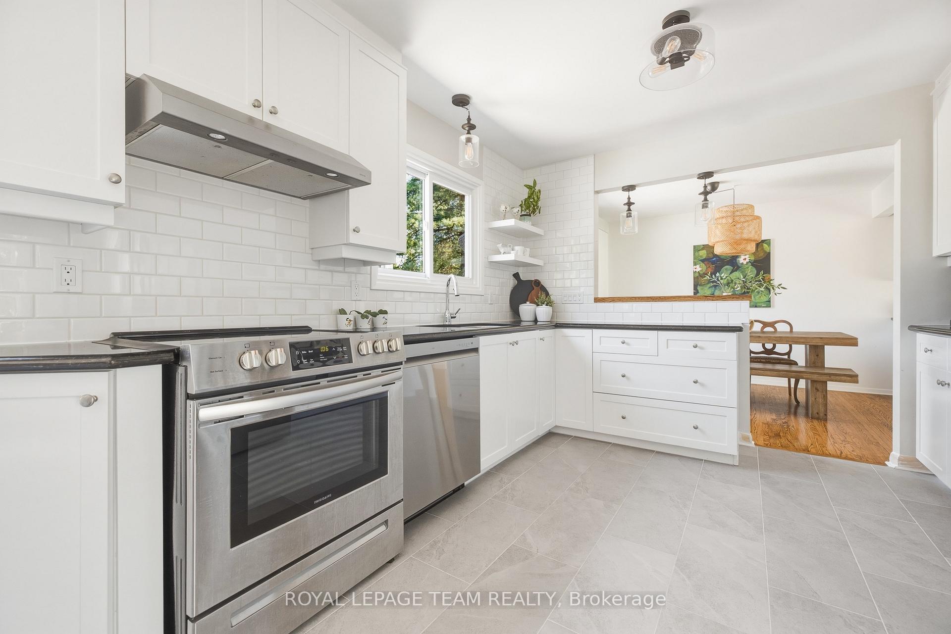 Photo 13 of 87 Pentland Place, Ottawa, Kanata - Beaverbrook — HOMEH