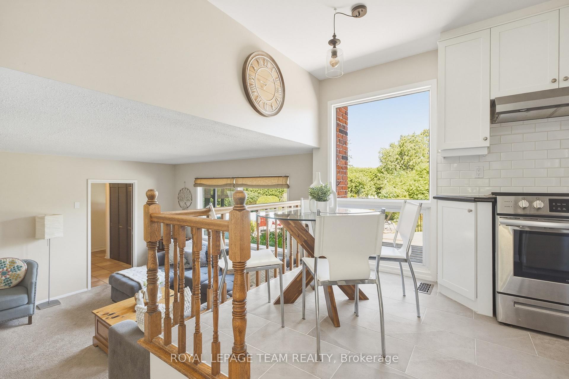Photo 16 of 87 Pentland Place, Ottawa, Kanata - Beaverbrook — HOMEH