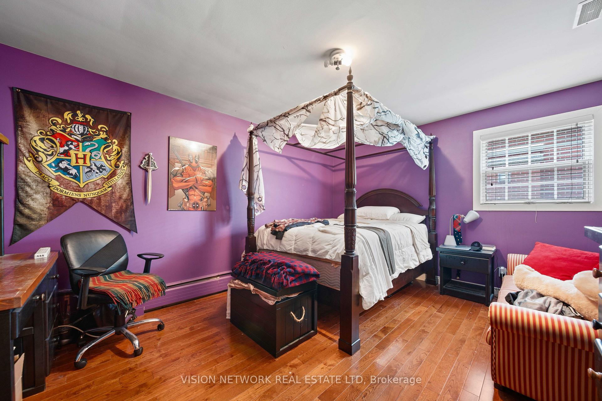 Photo 20 of 543 Upper Queens Street, London, South P — HOMEH