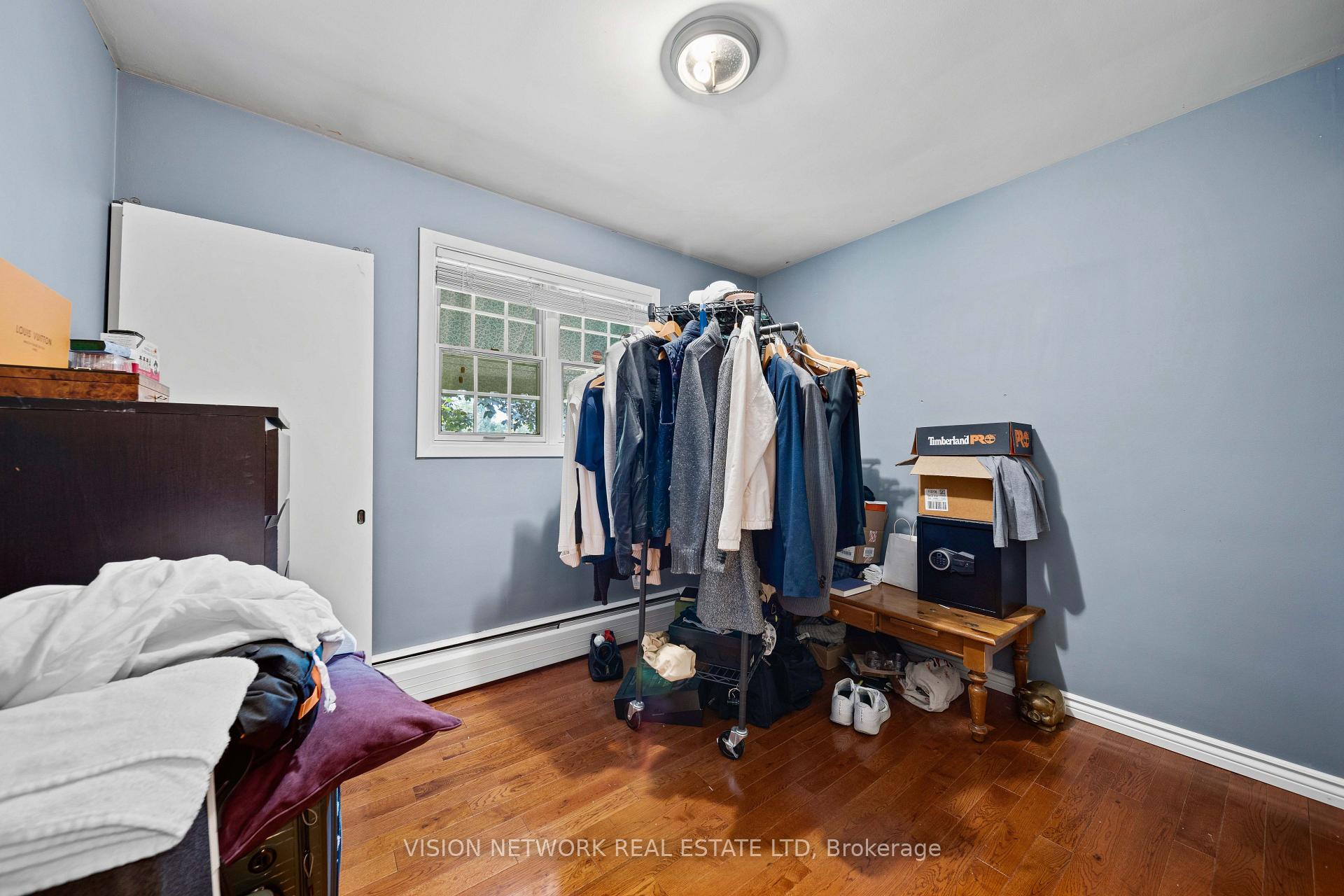 Photo 21 of 543 Upper Queens Street, London, South P — HOMEH