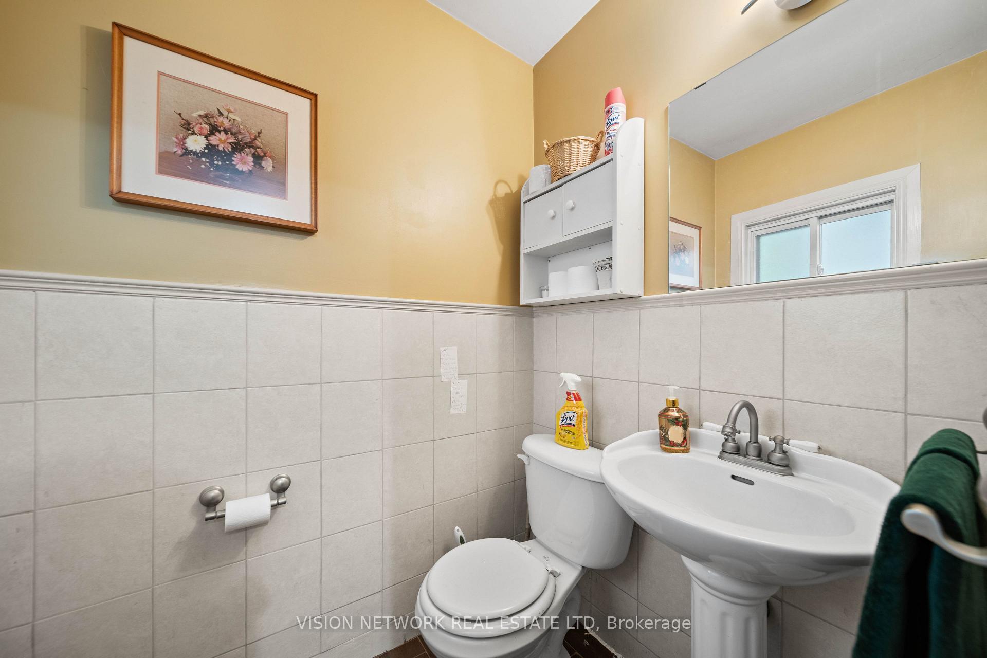 Photo 26 of 543 Upper Queens Street, London, South P — HOMEH