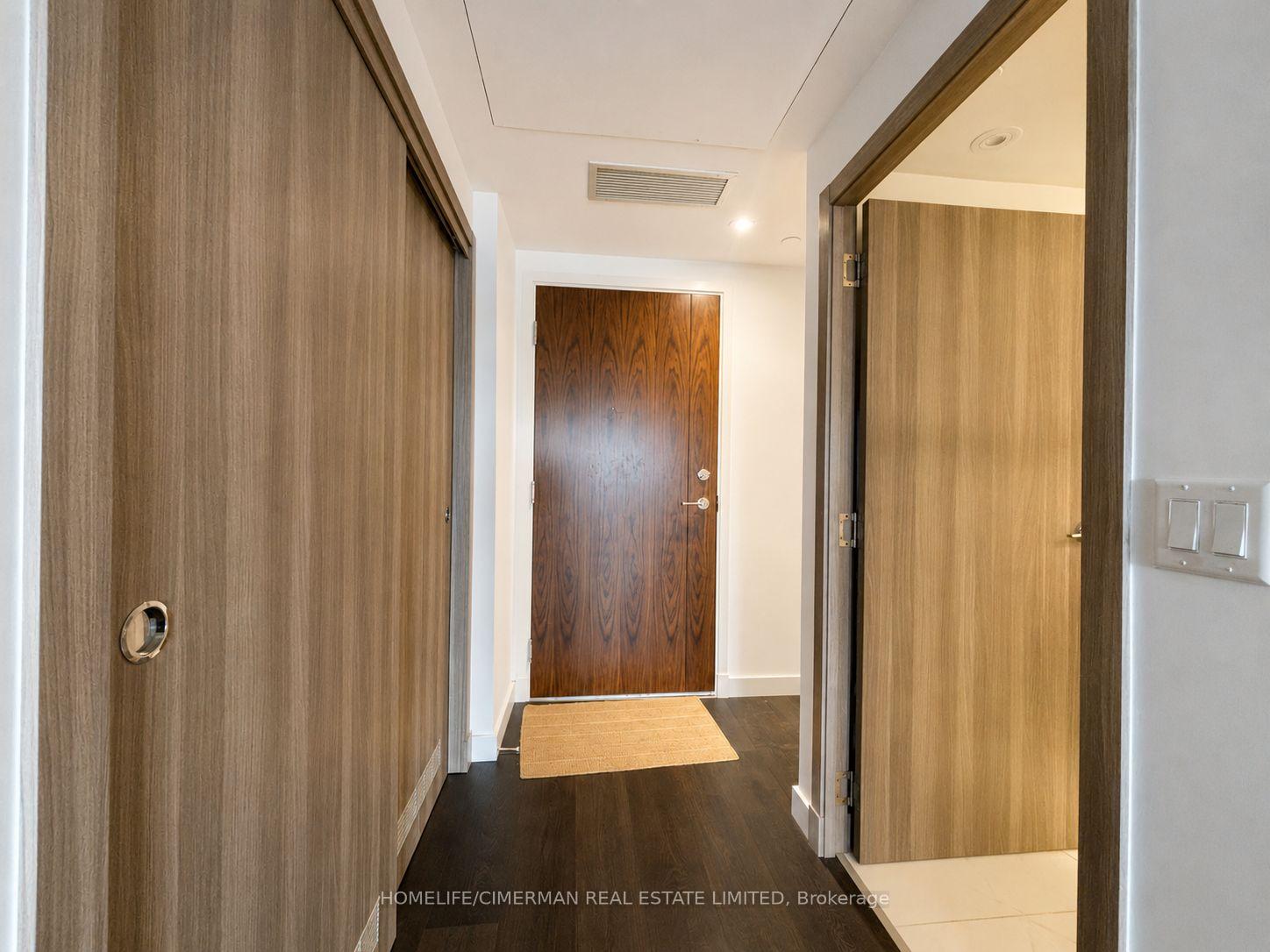 Photo 5 of Unit 905, 27 McMahon Drive, North York, Bayview Village — HOMEH