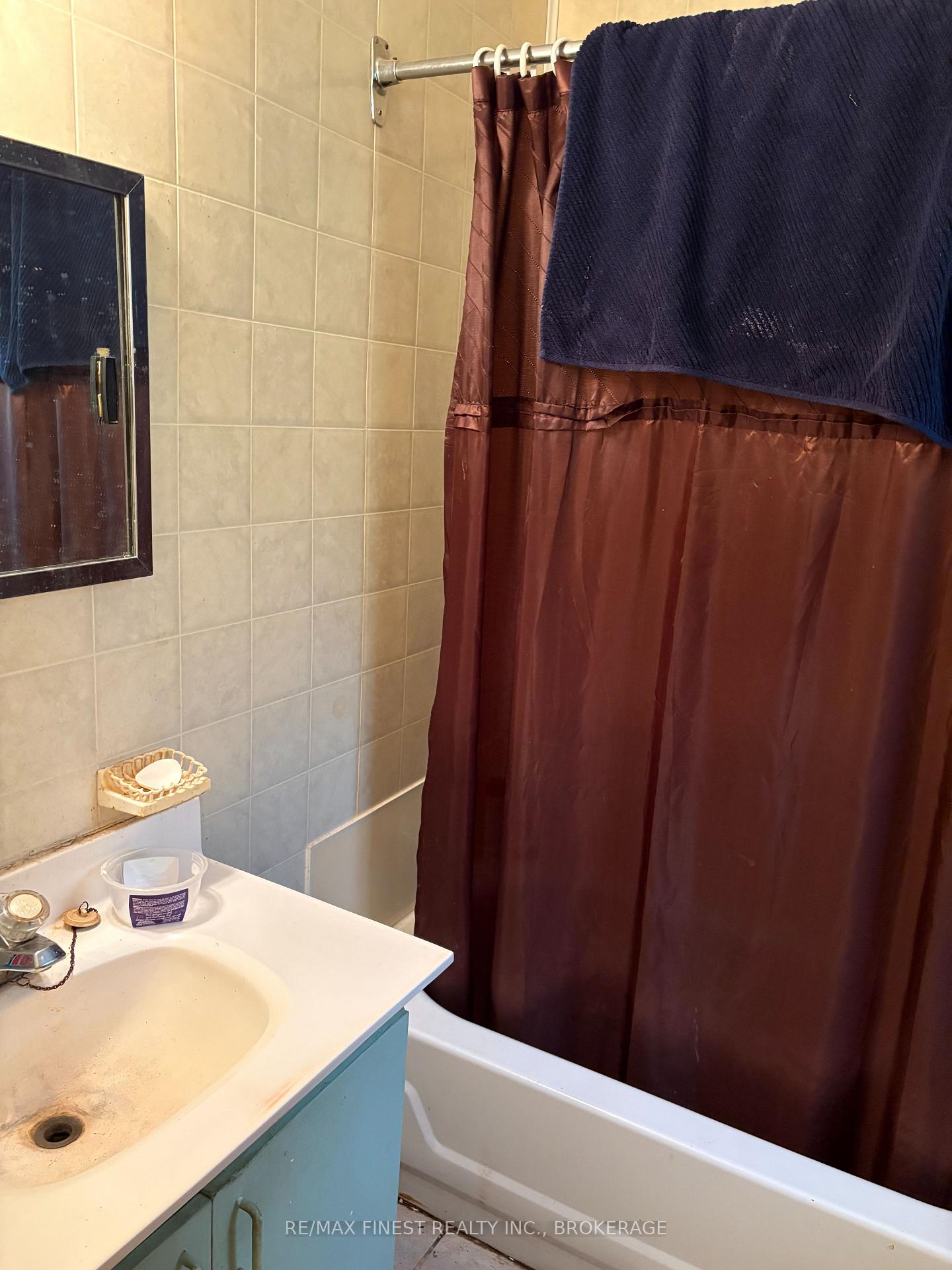 Photo 12 of 226 Danis Avenue, Cornwall, Cornwall — HOMEH