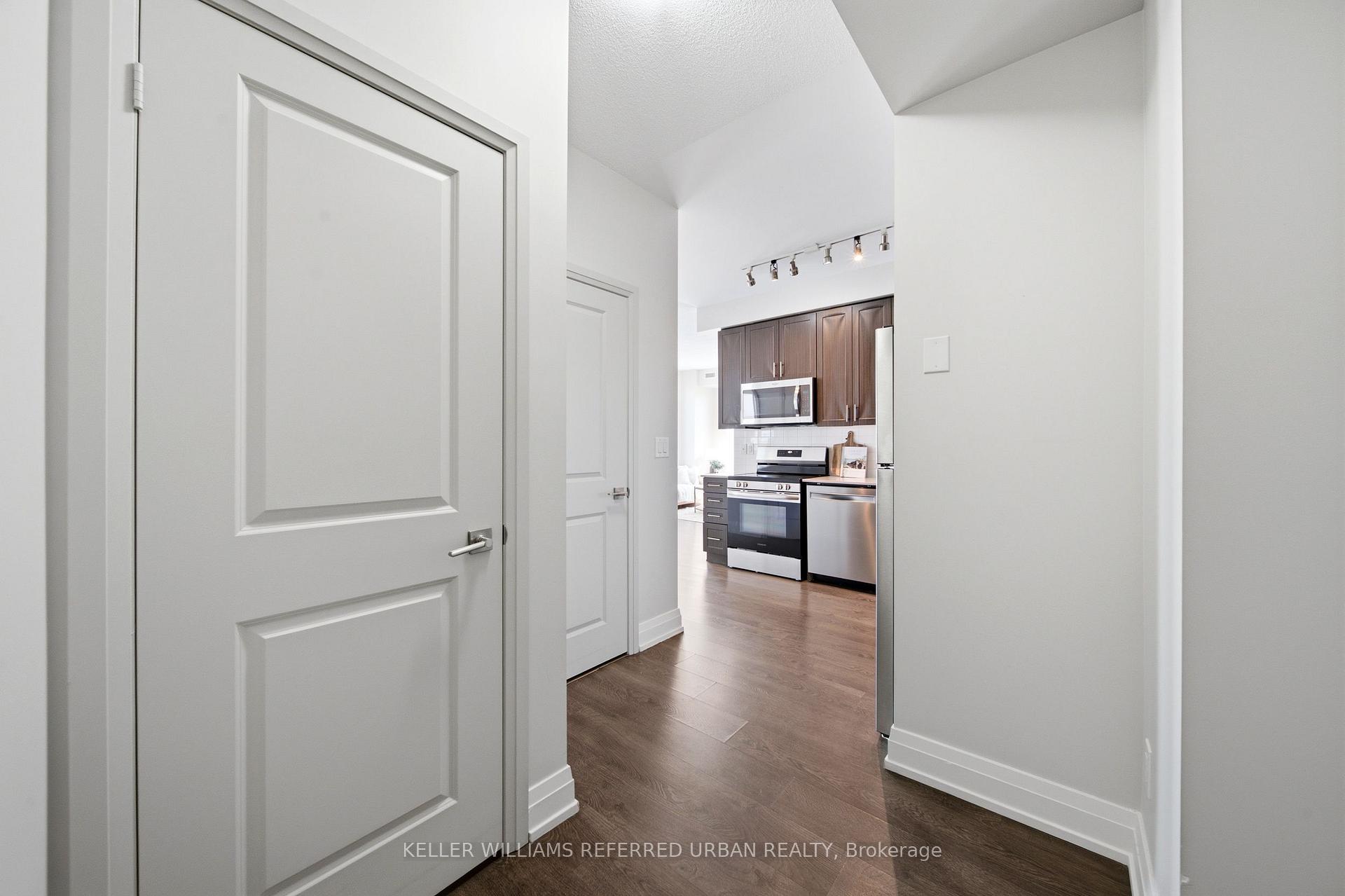 Photo 5 of Unit 39, 3600 Highway 7, Vaughan, Vaughan Corporate Centre — HOMEH