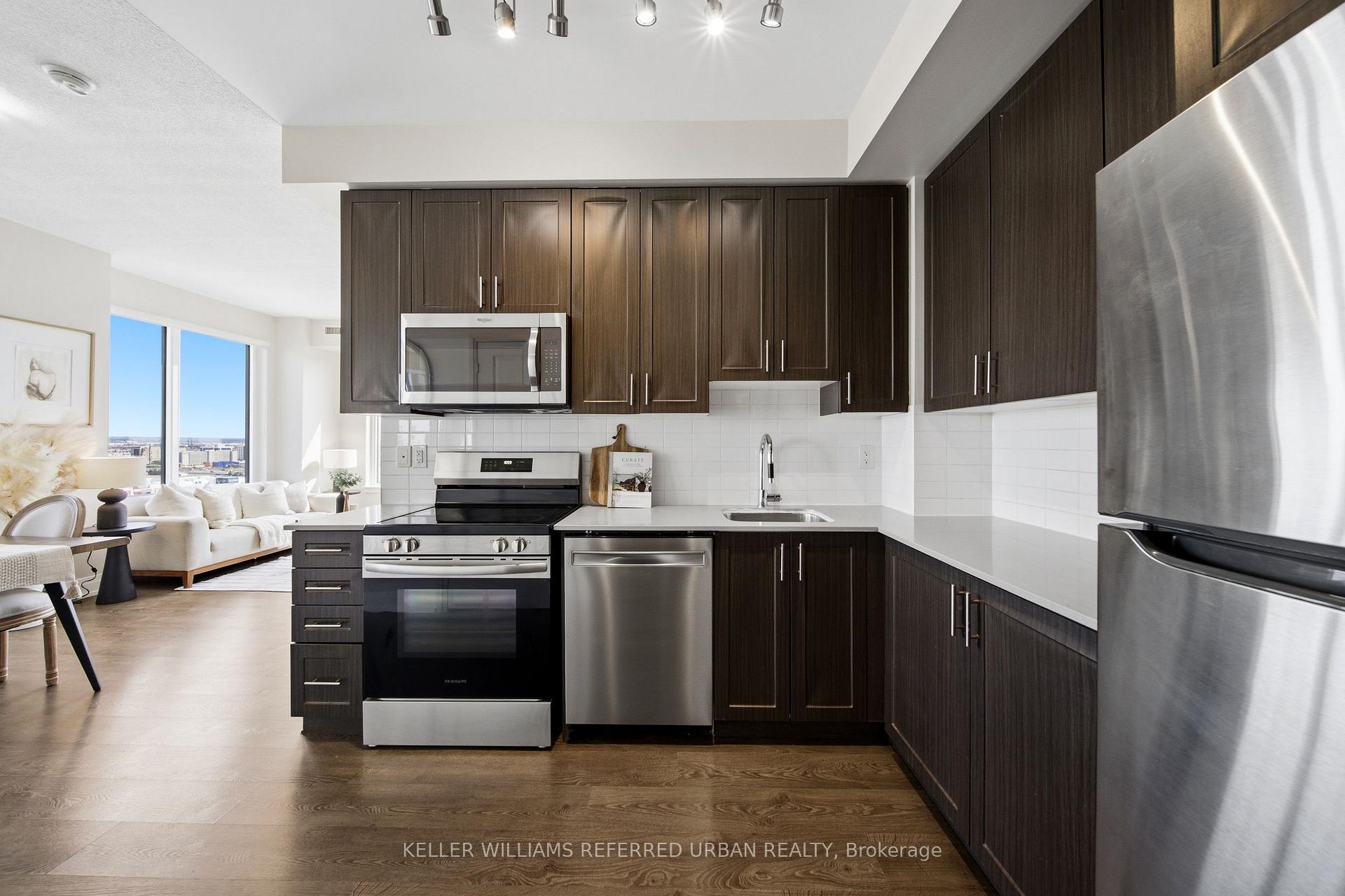 Photo 7 of Unit 39, 3600 Highway 7, Vaughan, Vaughan Corporate Centre — HOMEH