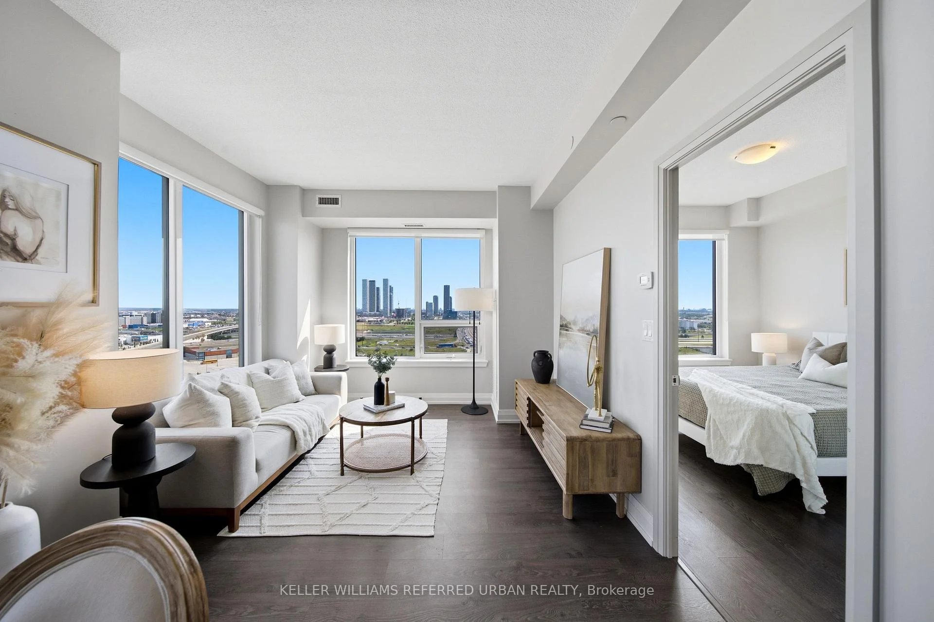 Photo 13 of Unit 39, 3600 Highway 7, Vaughan, Vaughan Corporate Centre — HOMEH