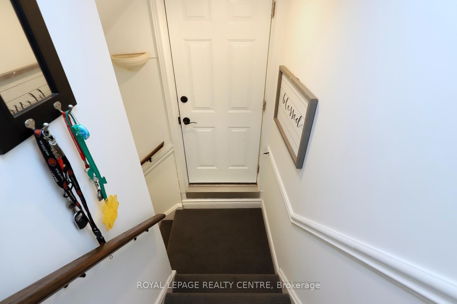 Photo 24 of 598 Pilcom Court, Mississauga, Fairview — HOMEH