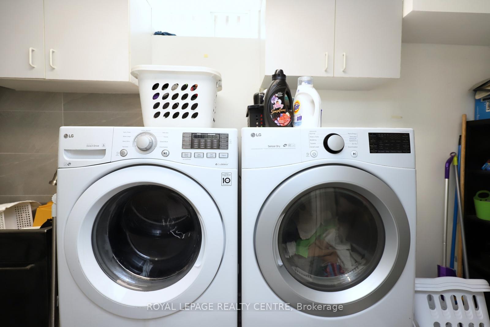 Photo 33 of 598 Pilcom Court, Mississauga, Fairview — HOMEH