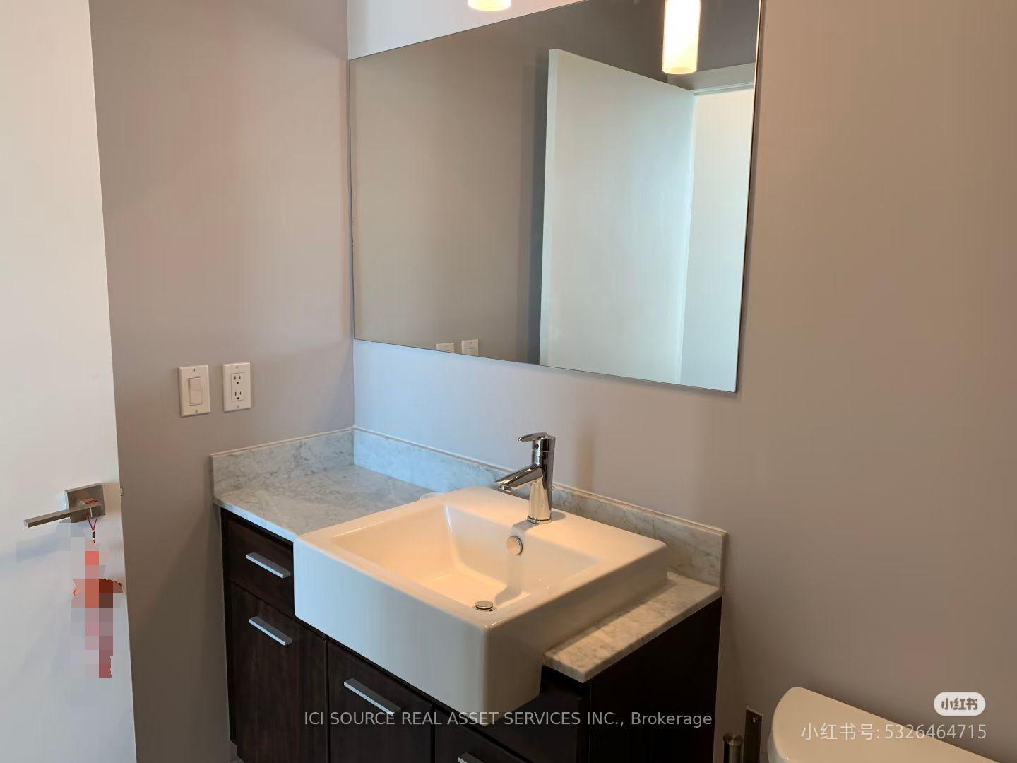 Photo 4 of Unit 902 (shared unit), 770 Bay Street, Toronto, Bay Street Corridor — HOMEH