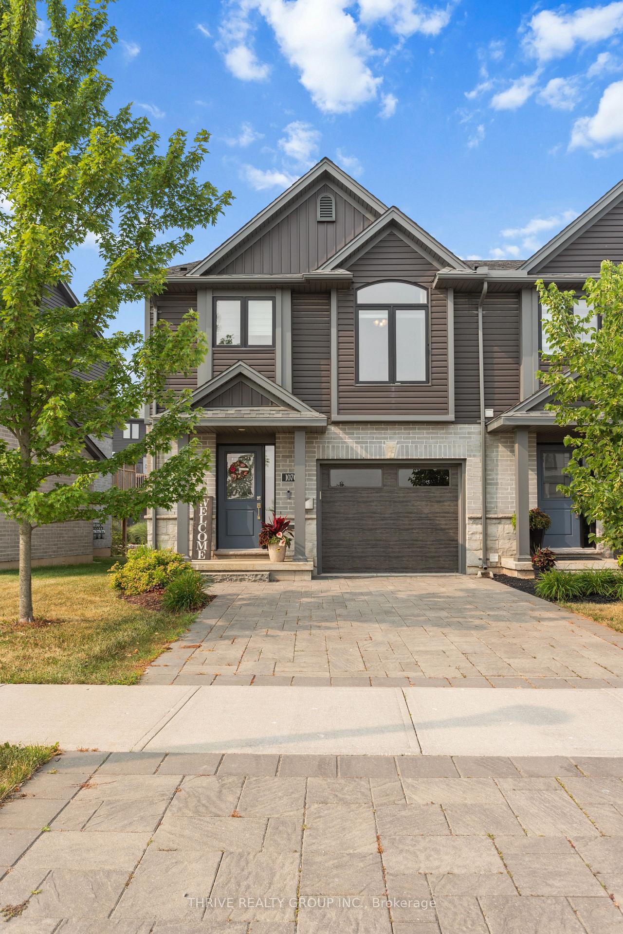 Photo 3 of Unit 25, 1070 Meadowlark Ridge, London, South U — HOMEH