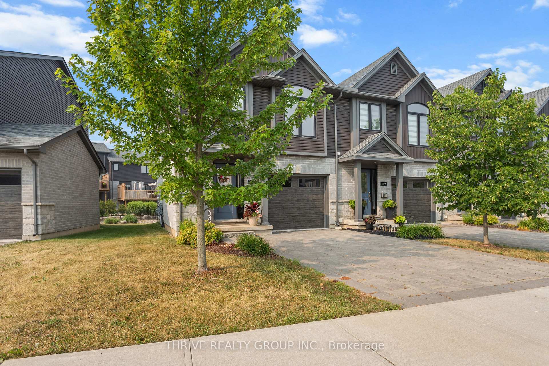 Photo 4 of Unit 25, 1070 Meadowlark Ridge, London, South U — HOMEH