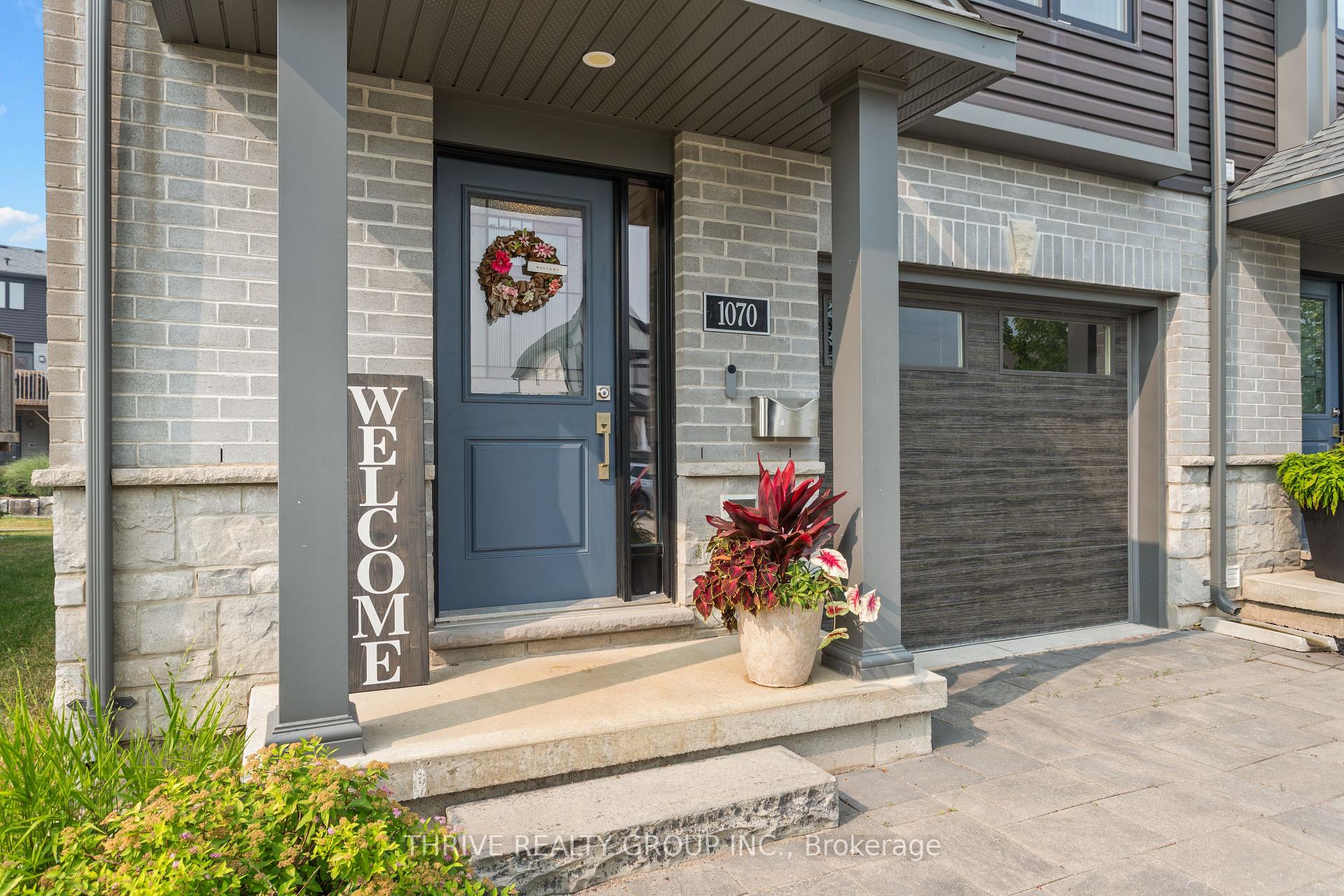 Photo 5 of Unit 25, 1070 Meadowlark Ridge, London, South U — HOMEH