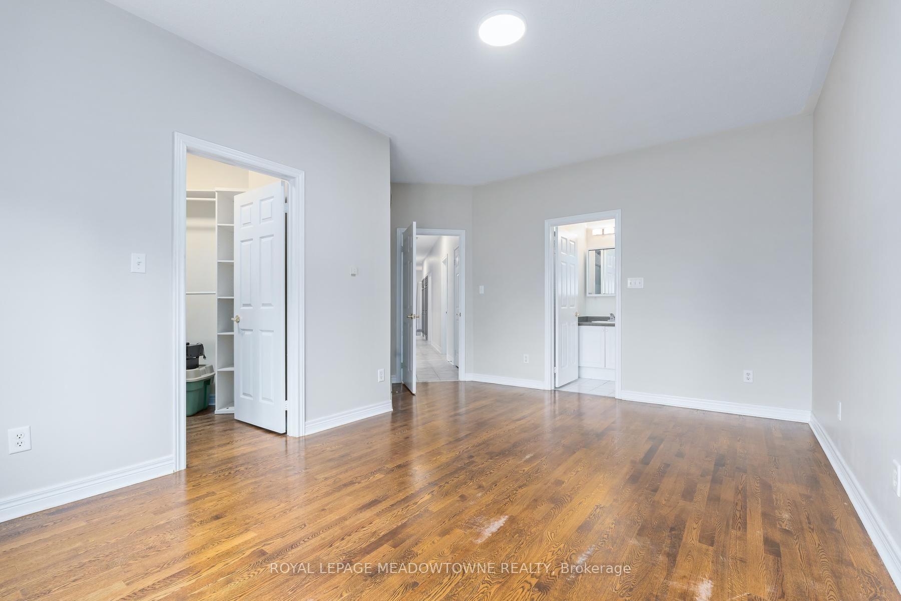 Photo 24 of 10 Orchard Park Gate, Brampton, Sandringham-Wellington — HOMEH