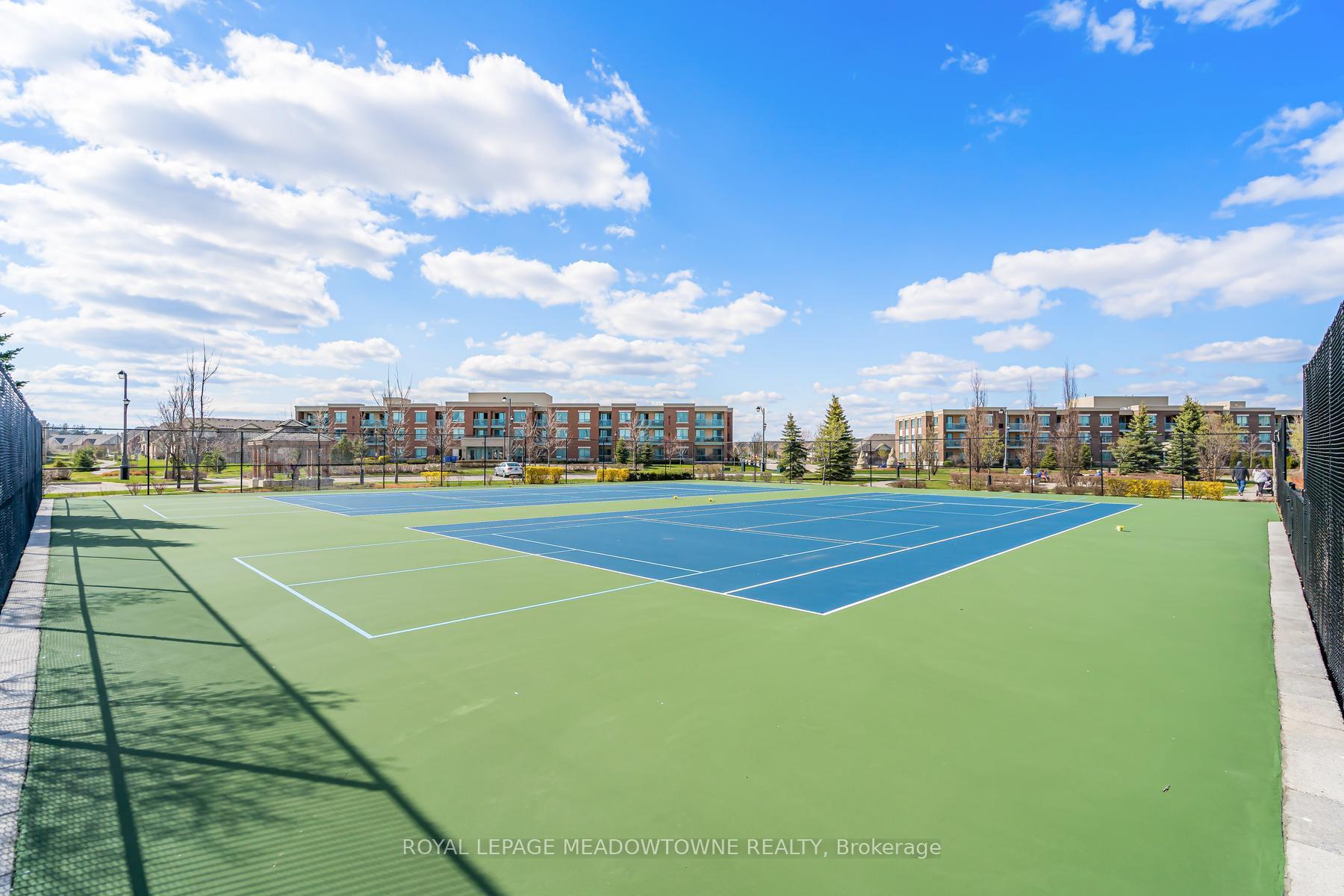 Photo 42 of 10 Orchard Park Gate, Brampton, Sandringham-Wellington — HOMEH