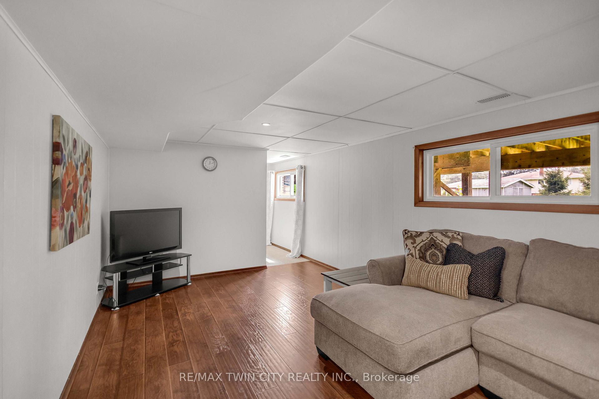 Photo 24 of 60 Brown Avenue, Brant, Burford — HOMEH