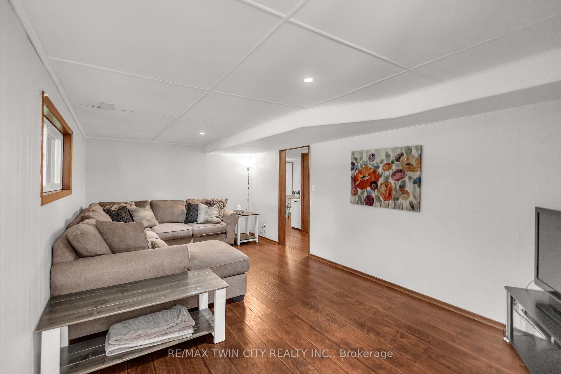Photo 25 of 60 Brown Avenue, Brant, Burford — HOMEH