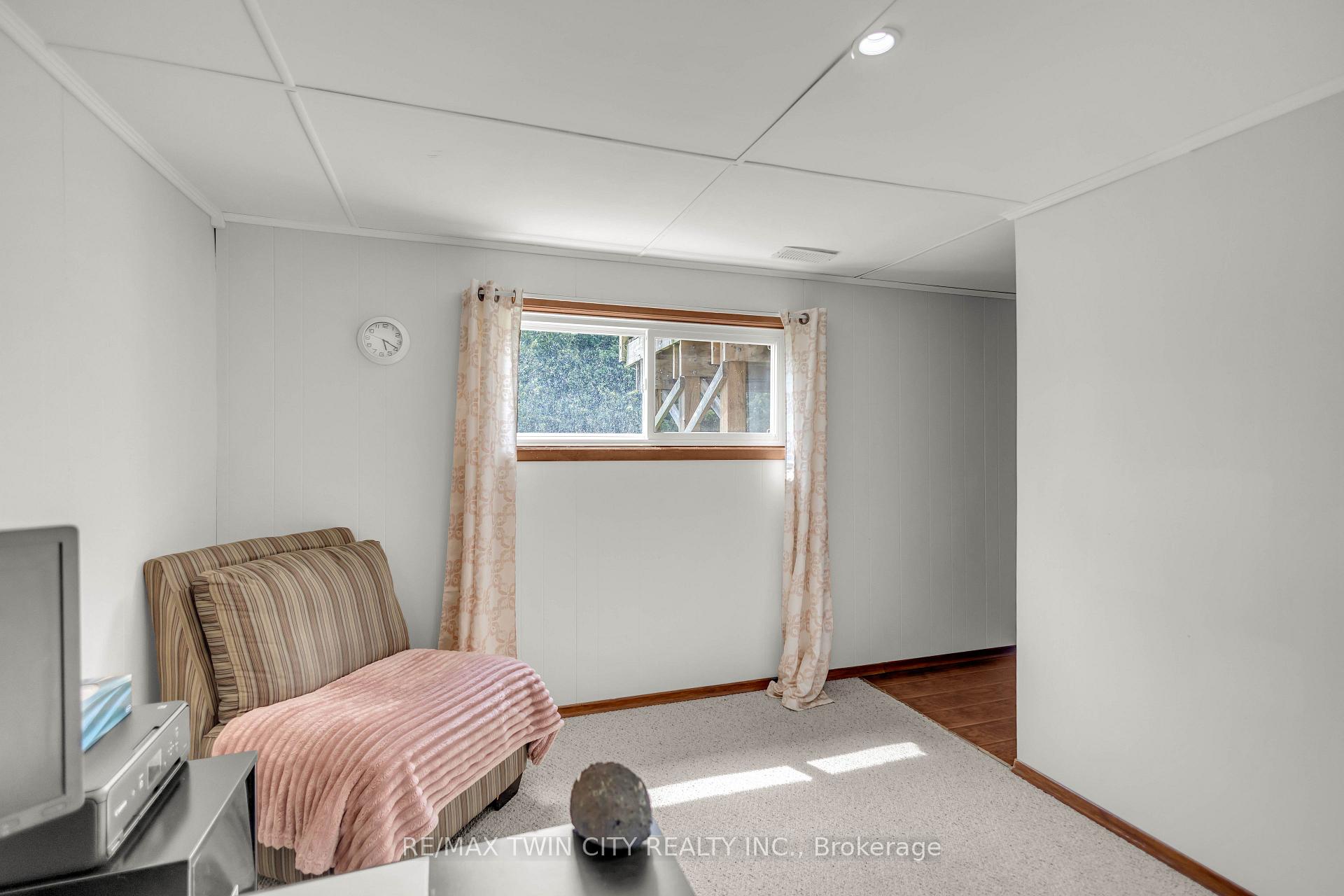 Photo 28 of 60 Brown Avenue, Brant, Burford — HOMEH