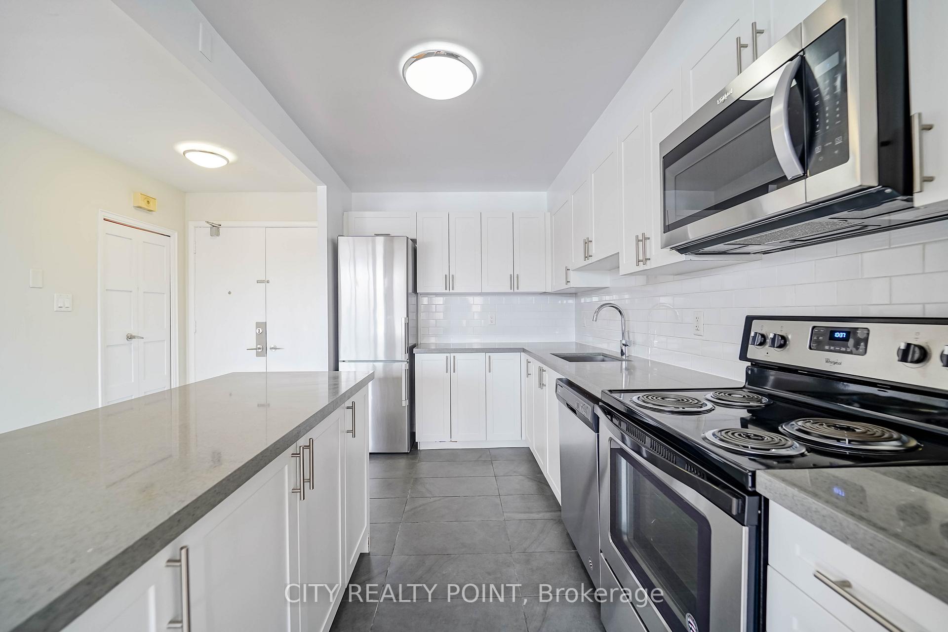Photo 6 of Unit 510, 10 Shallmar Boulevard, Toronto, Forest Hill North — HOMEH