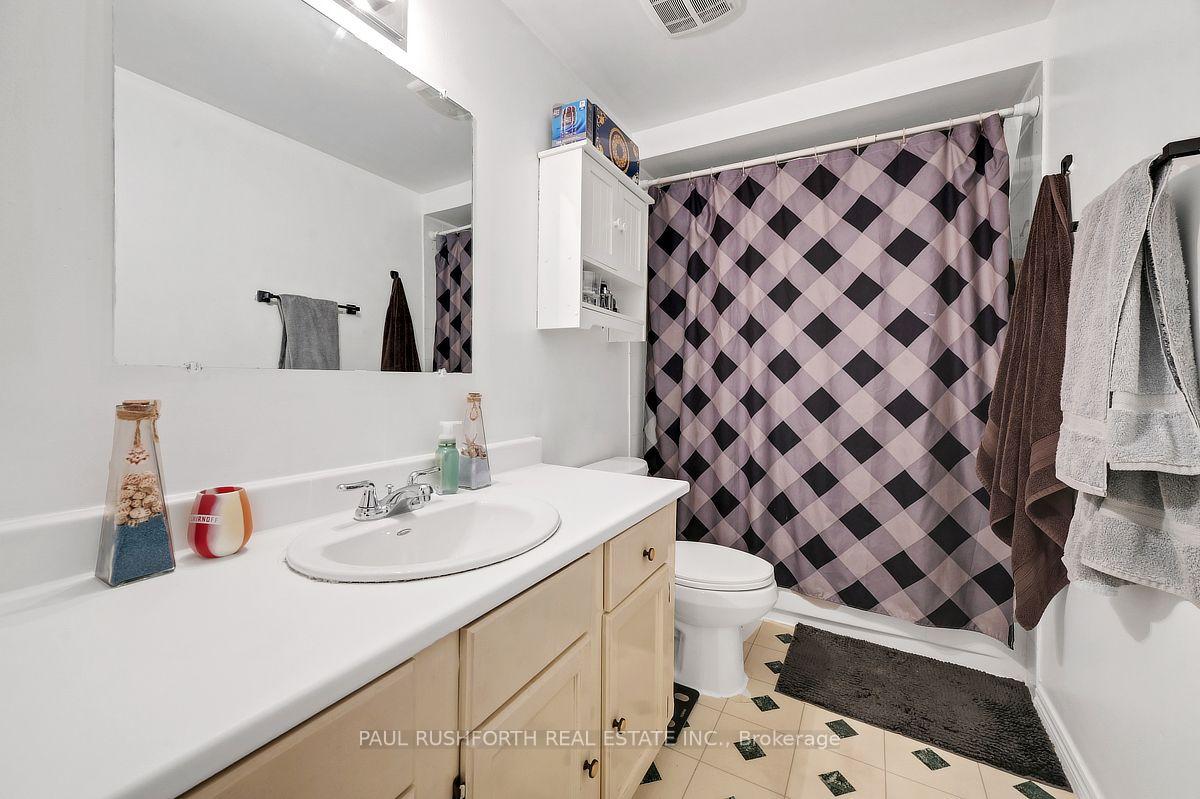 Photo 16 of Unit D, 5 Sonnet Crescent, Ottawa, Westcliffe Estates — HOMEH