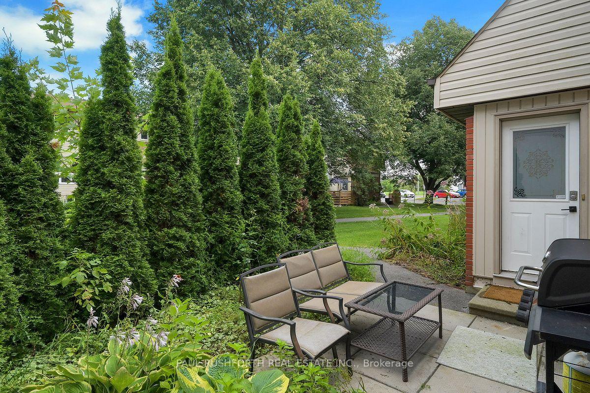 Photo 21 of Unit D, 5 Sonnet Crescent, Ottawa, Westcliffe Estates — HOMEH