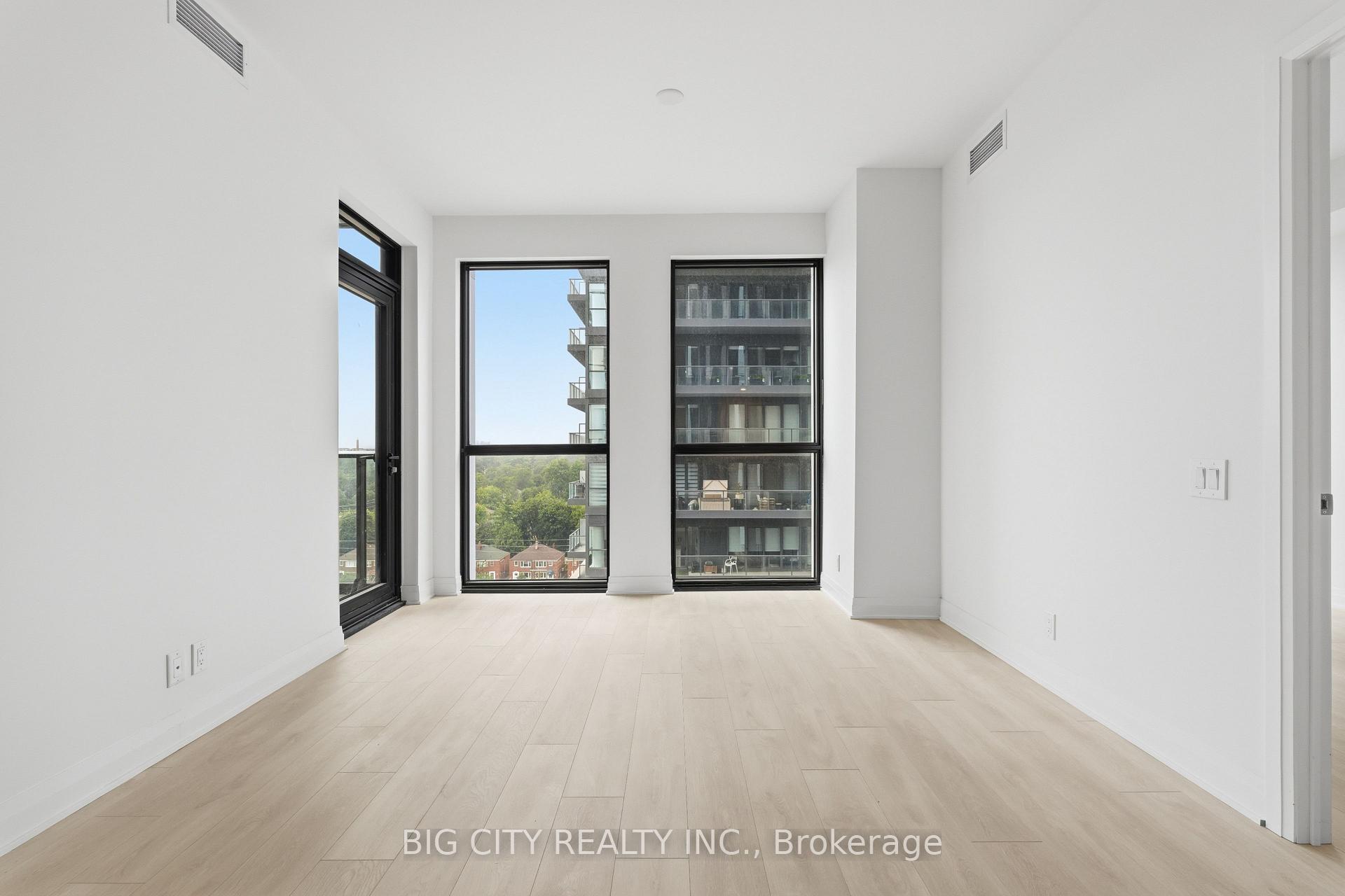Photo 8 of Unit 1004, 25 Frederick Todd Way, Toronto, Thorncliffe Park — HOMEH