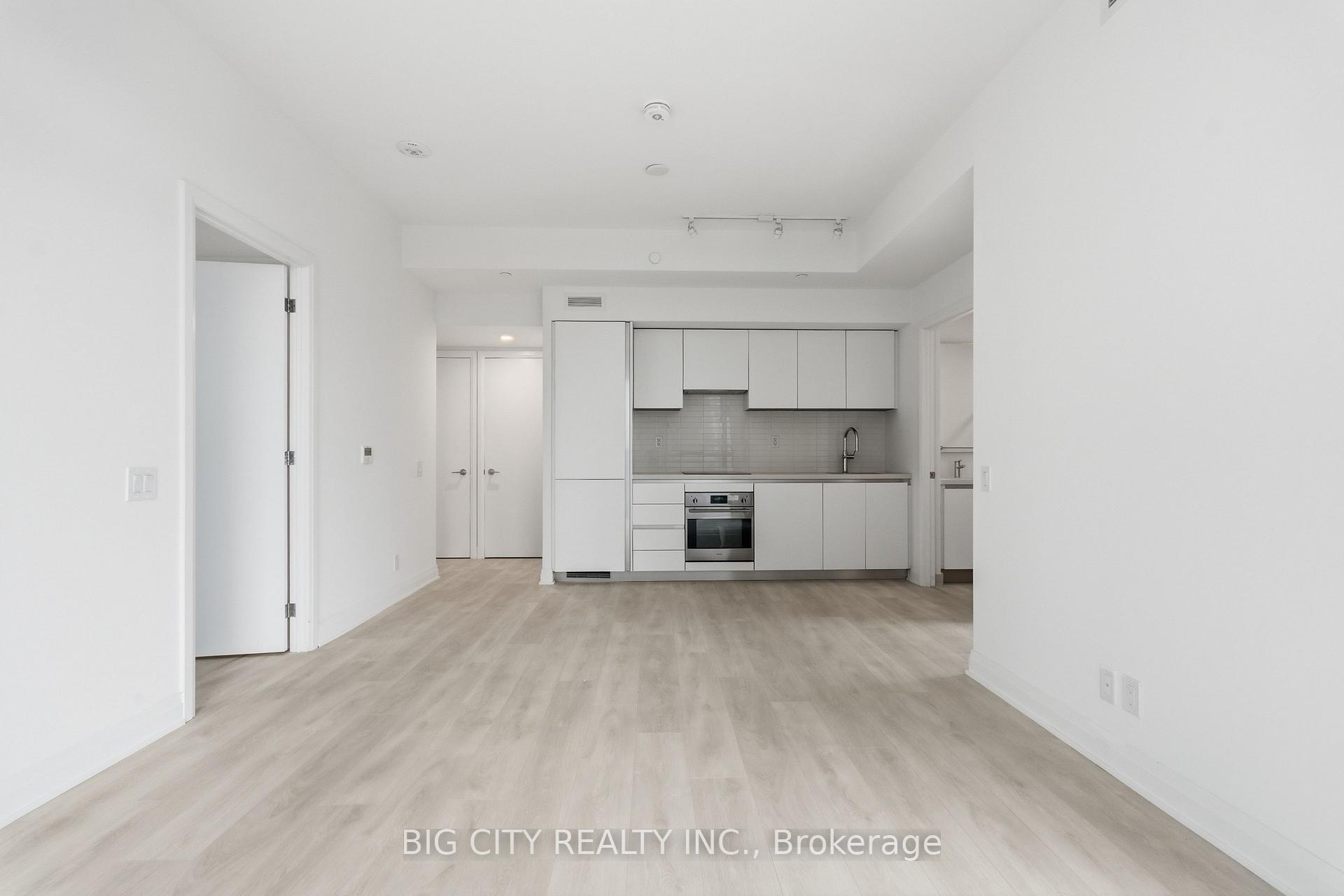 Photo 12 of Unit 1004, 25 Frederick Todd Way, Toronto, Thorncliffe Park — HOMEH