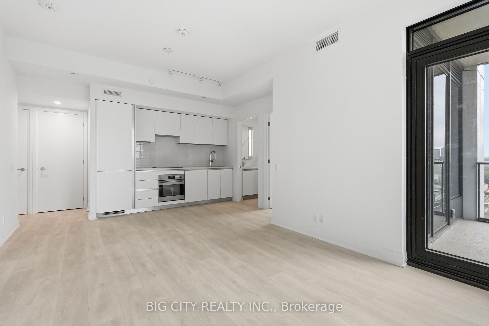 Photo 13 of Unit 1004, 25 Frederick Todd Way, Toronto, Thorncliffe Park — HOMEH