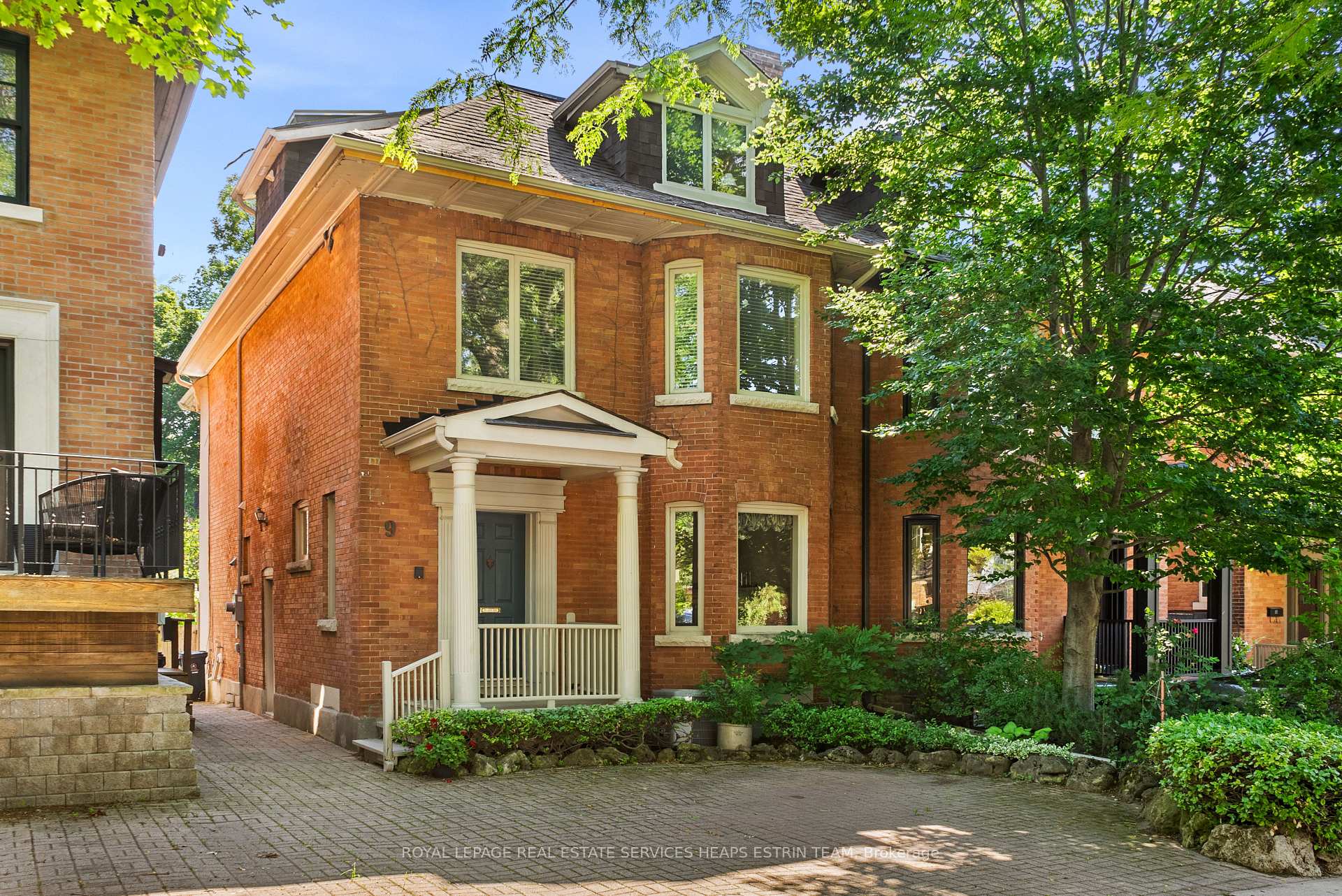 Front of 9 Inglewood Drive