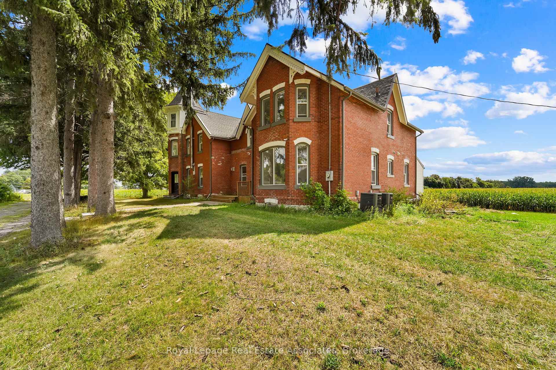 Photo 7 of 783 Highway 6 N, Hamilton, Rural Flamborough — HOMEH