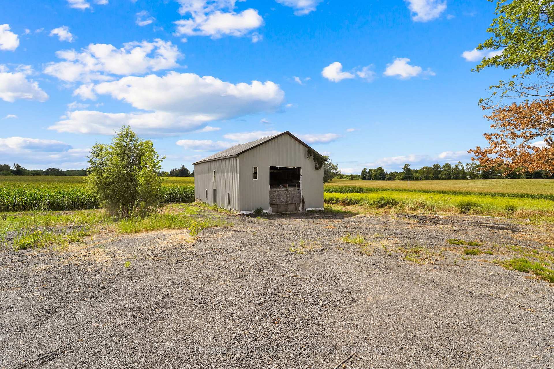 Photo 42 of 783 Highway 6 N, Hamilton, Rural Flamborough — HOMEH