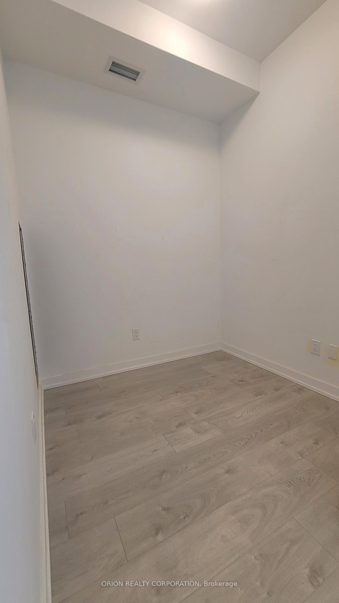 Photo 7 of Unit 1706, 1480 Bayly Street, Pickering, Bay Ridges — HOMEH